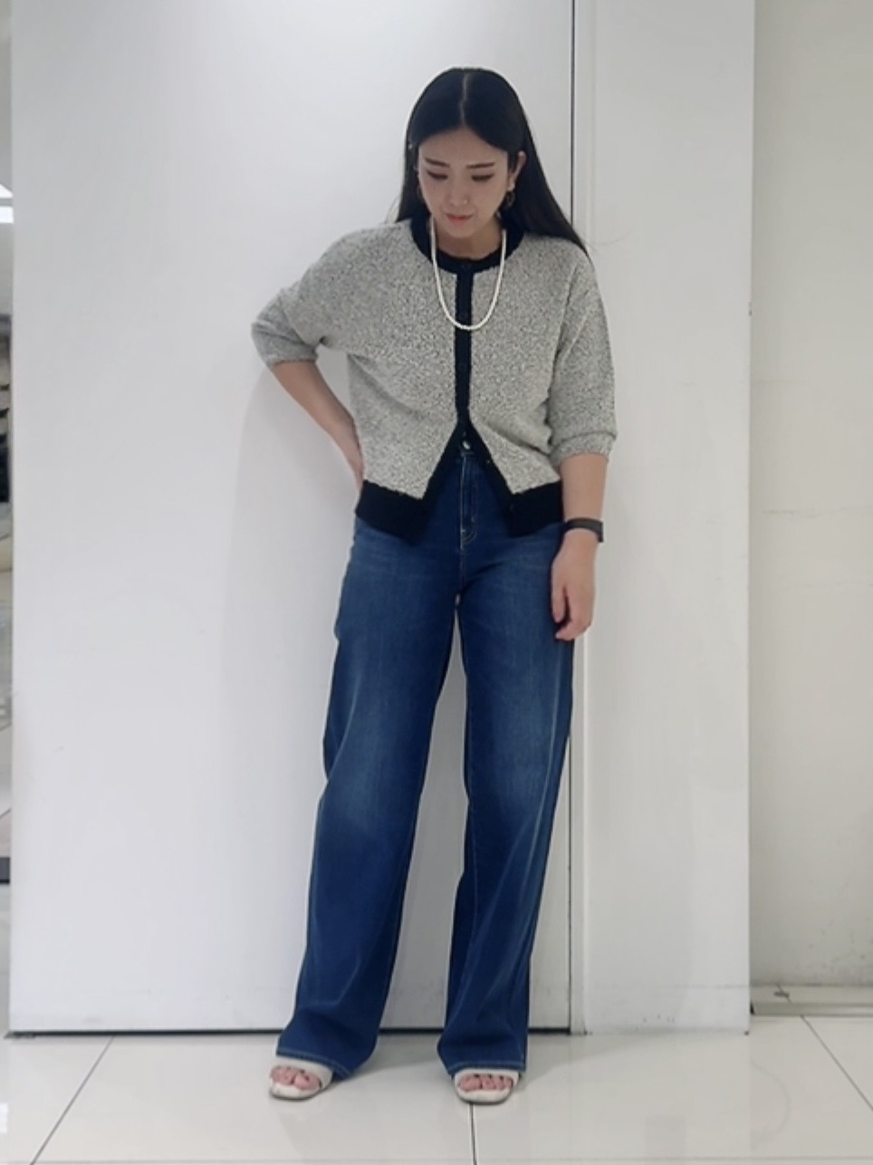 なかじさんの「UNTITLED｜【新色追加/人気デニム】MAKE&times;DENIMスリムストレート」を使ったコーディネート