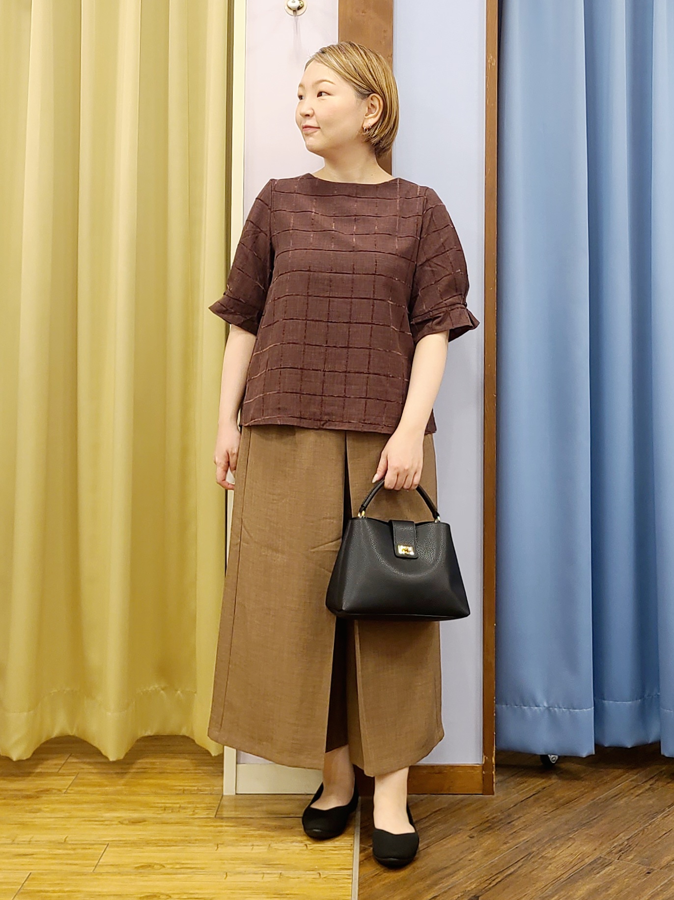 Chiiさんの「SHOO･LA･RUE｜【セットアップ可/S-LL】モールチェックで上品に タックスリーブ ブラウス」を使ったコーディネート