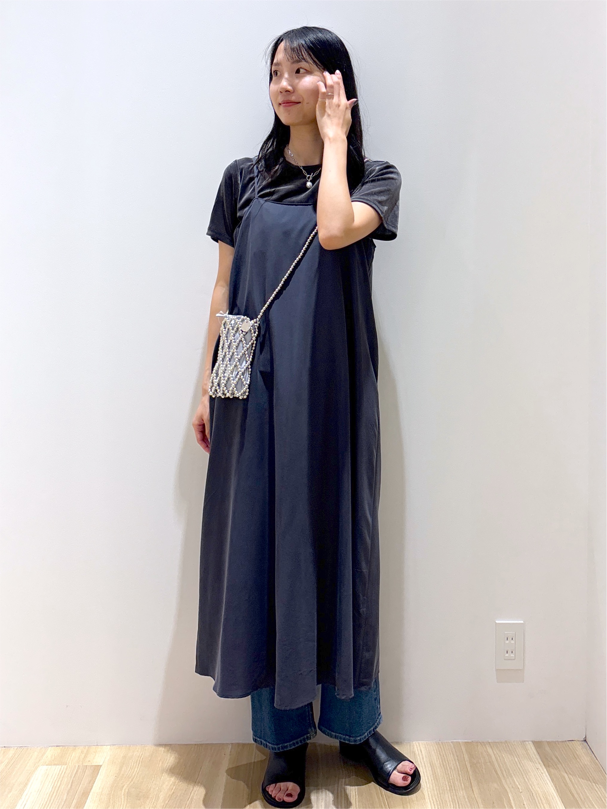 sachikoさんの「OPAQUE.CLIP｜【接触冷感】サテンキャミワンピース《前後2WAY／洗濯機OK》」を使ったコーディネート