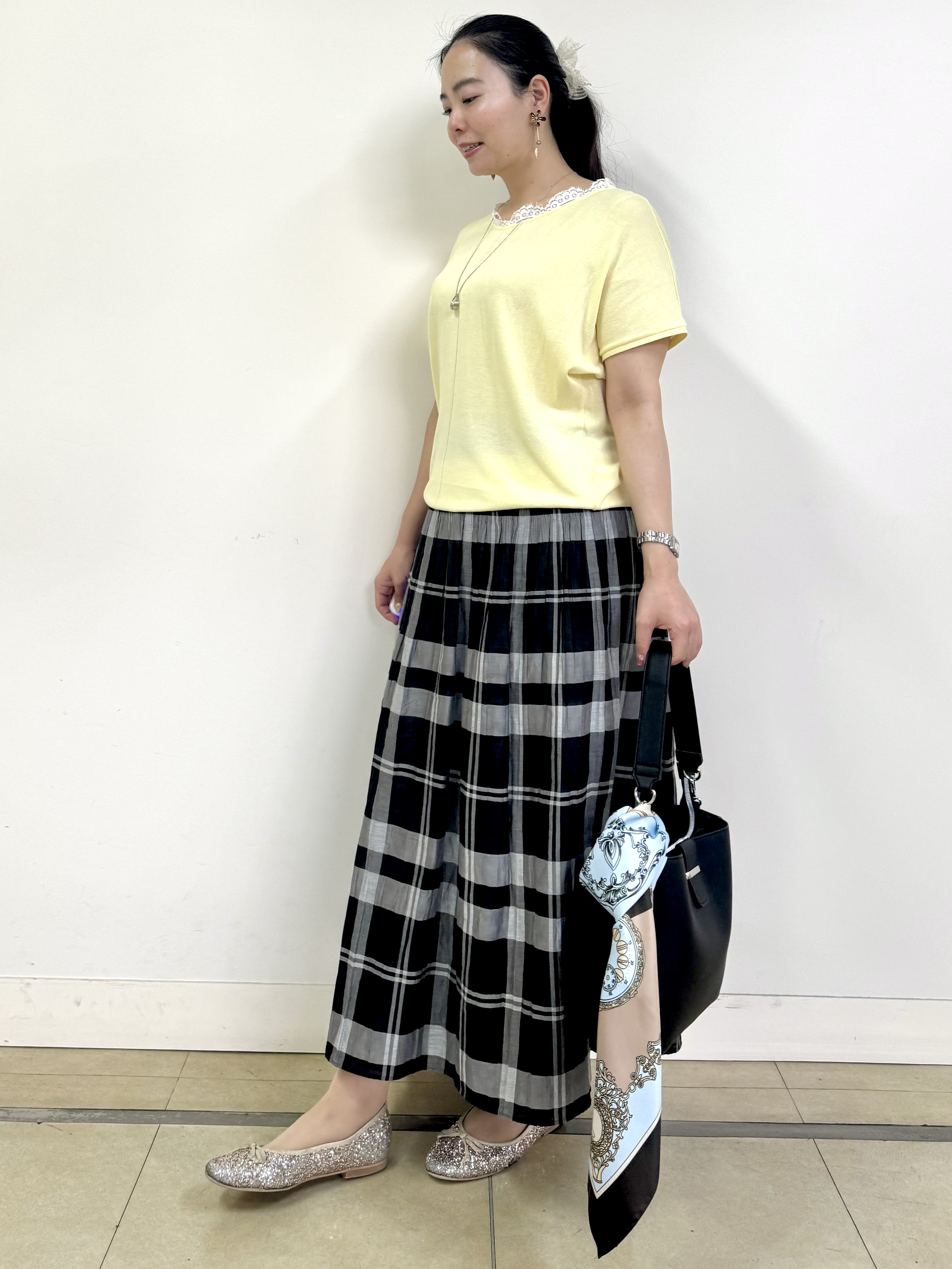 rincoさんの「Reflect｜【二の腕カバー／手洗い可】ネックレース フレンチスリーブニット」を使ったコーディネート
