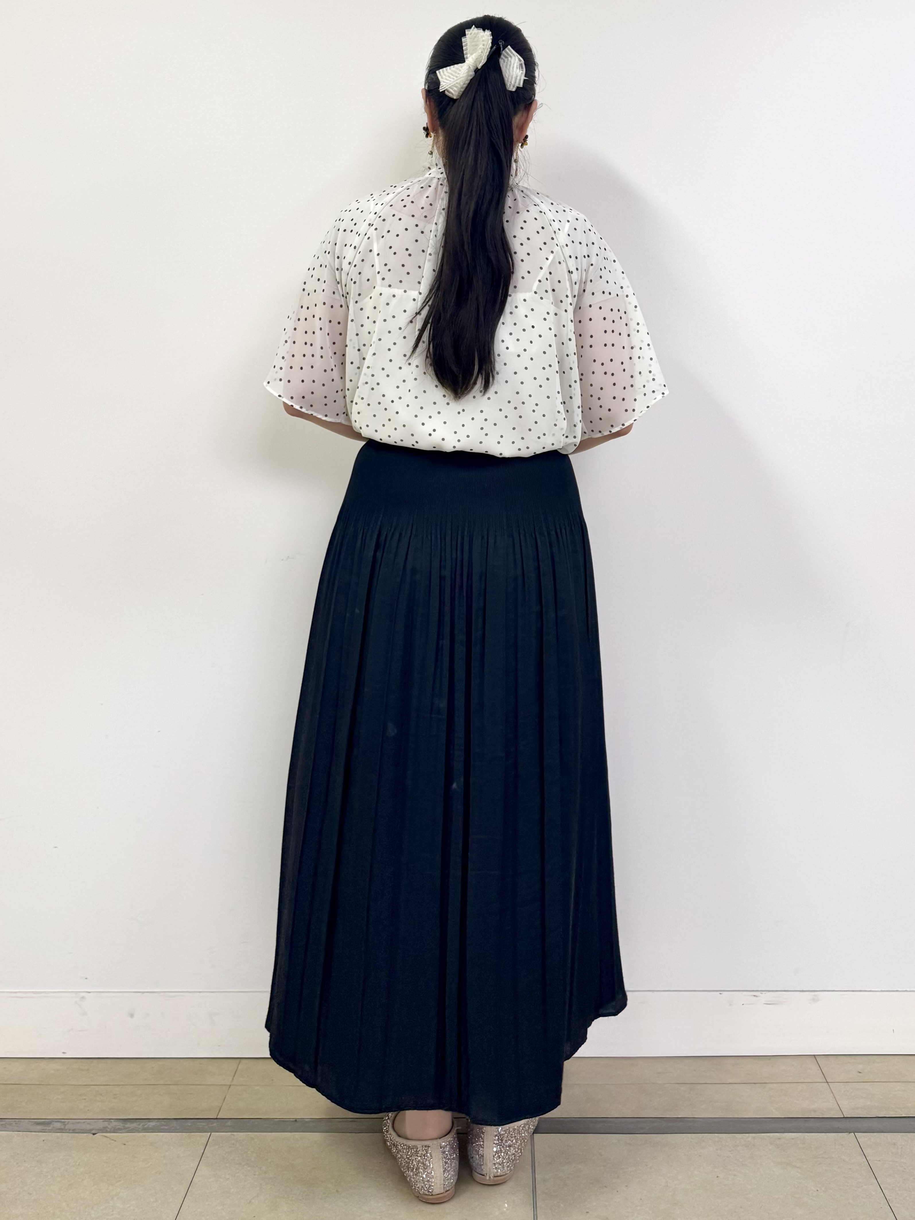 rincoさんの「Reflect｜【セットアップ／手洗い可】ドット柄シアーブラウス」を使ったコーディネート