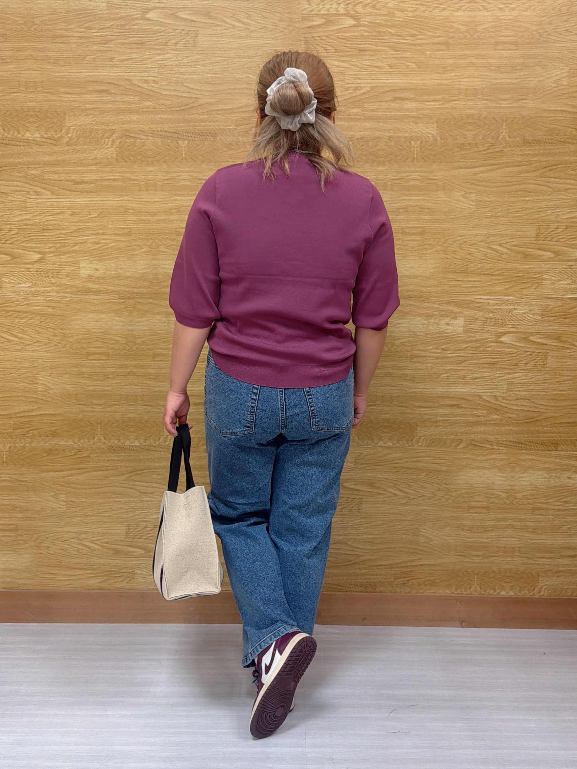 ぁむさんの「SHOO･LA･RUE｜【ガンガン洗える/ひんやり/UV/毛玉になりにくい】上半身すっきり 二の腕見せない5分袖ニット」を使ったコーディネート