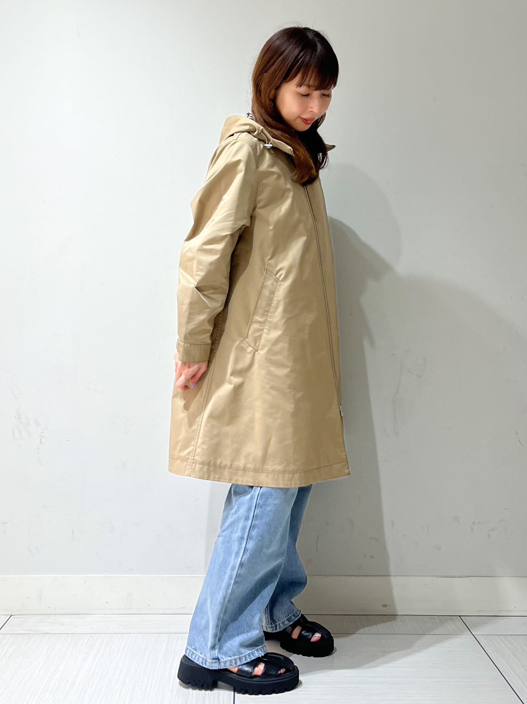 じゅんさんの「DRESSTERIOR｜【ウォッシャブル/撥水素材】撥水フーテッドツイルコート」を使ったコーディネート