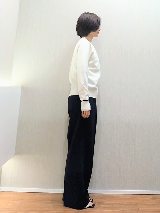 ミズタさんの「UNTITLED｜【アンサンブル可能】コンパクトニットカーディガン」を使ったコーディネート