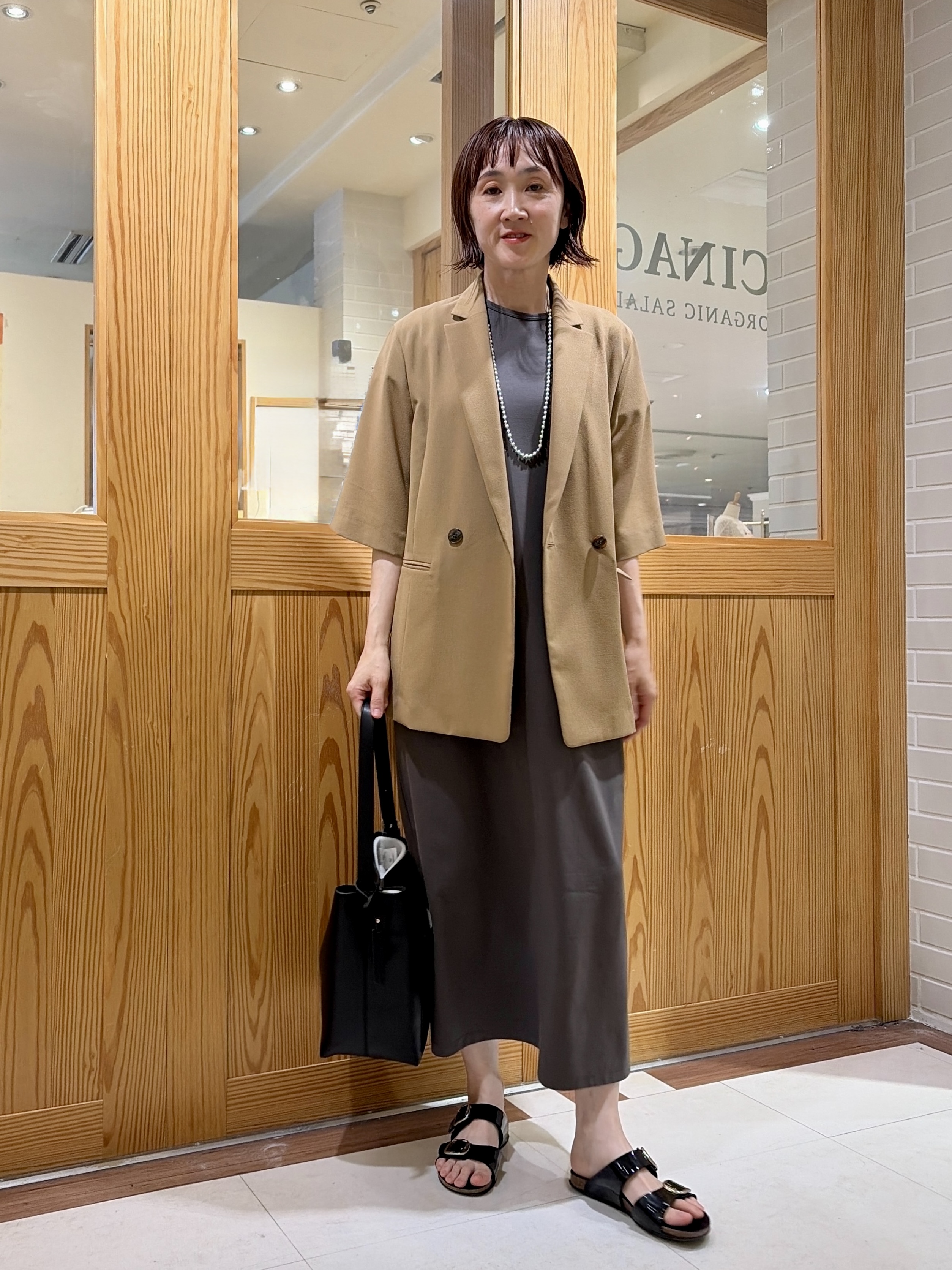 ゆうさんの「UNTITLED｜【接触冷感/UVカット/遮熱/抗菌防臭】ライトプレーティングワンピース」を使ったコーディネート