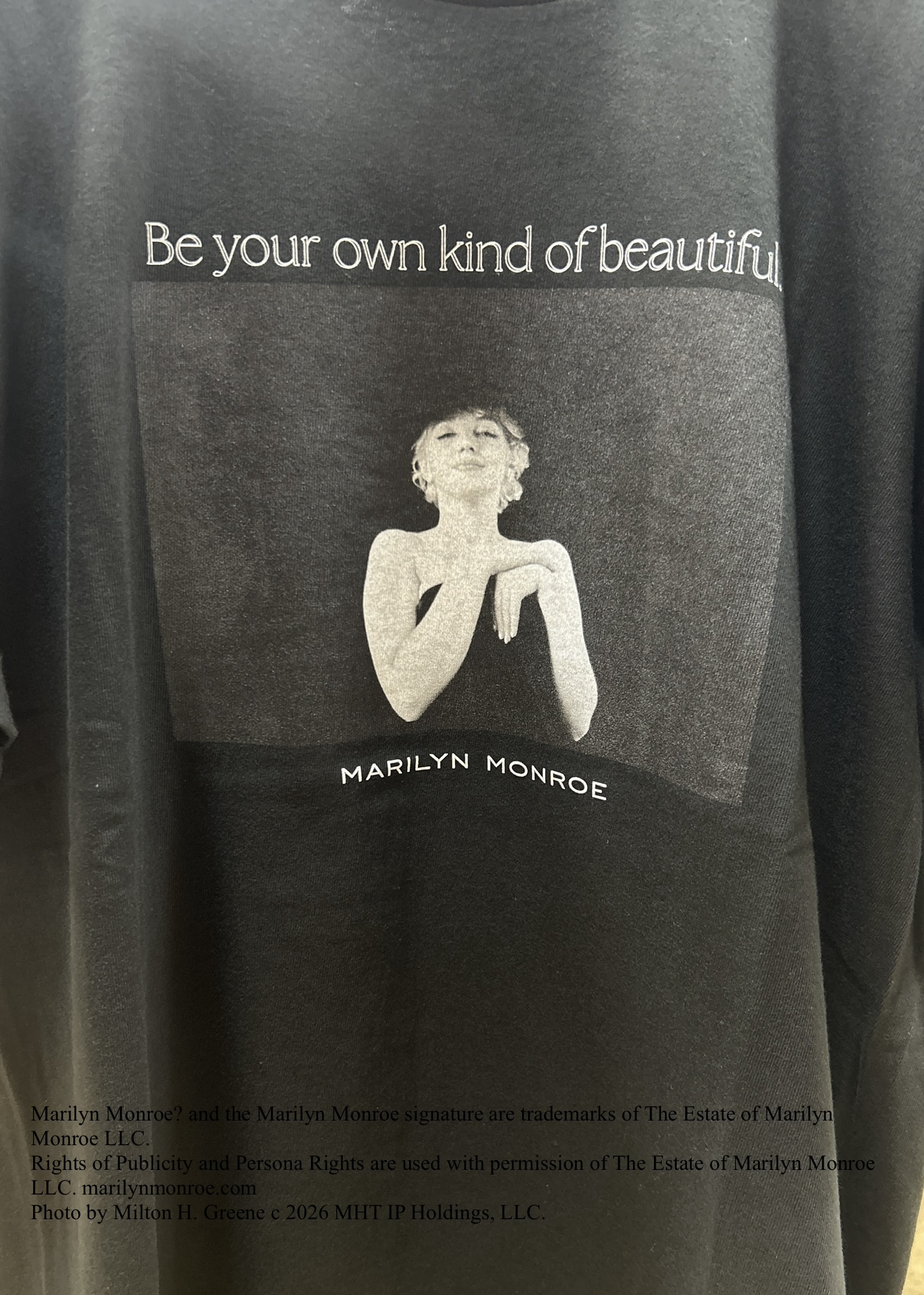 okaさんの「TAKEO KIKUCHI｜【別注】マリリン・モンロー/フォトTシャツ」を使ったコーディネート