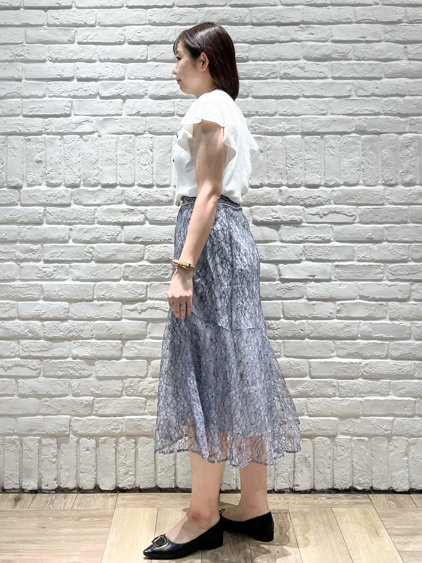 erinaさんの「index｜【UVケア／接触冷感】バイカラーボウタイフリルトップス《洗濯機OK》」を使ったコーディネート