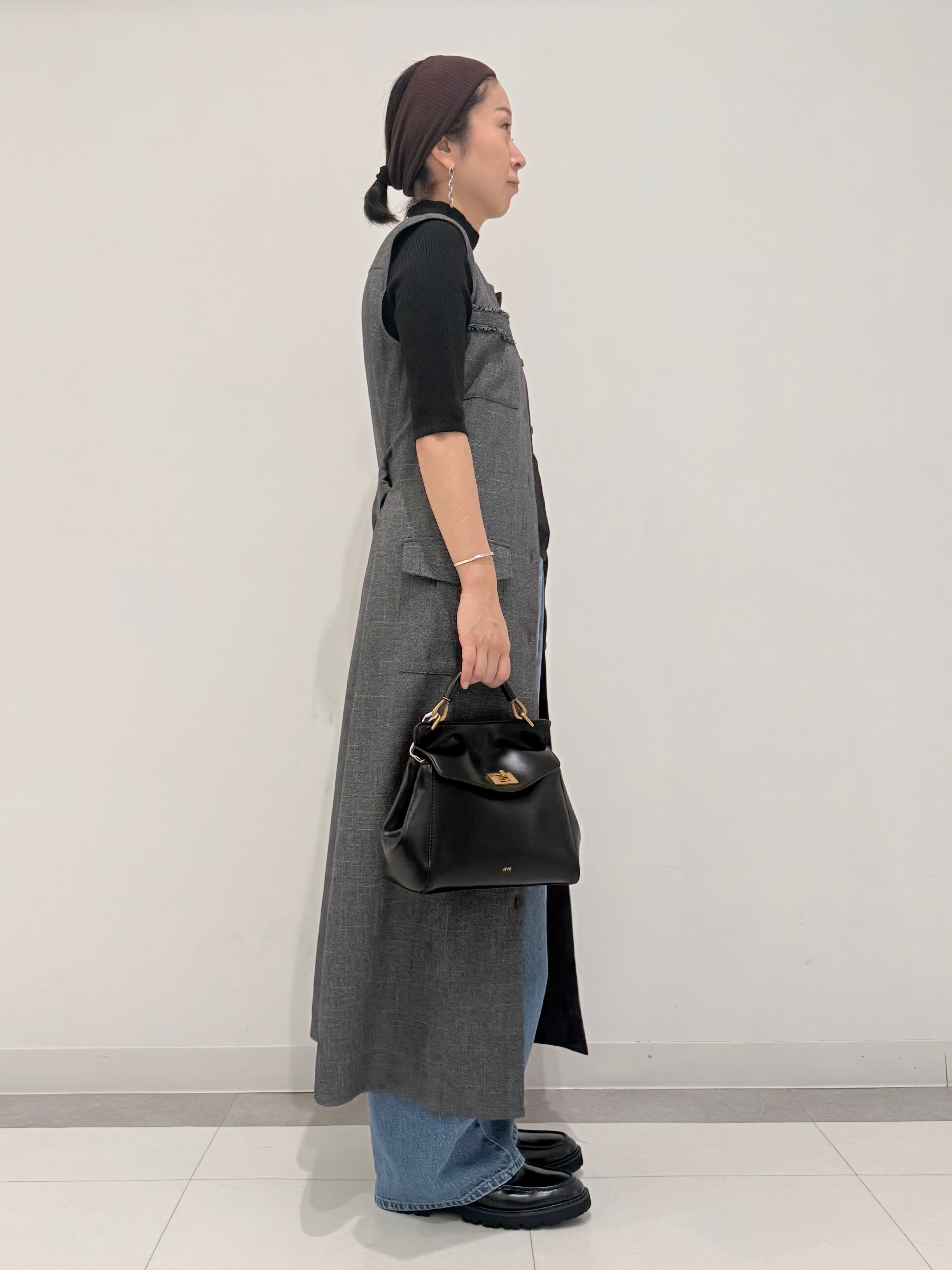 MIYAKAWAさんの「DRESSTERIOR｜ウォッシャブルツイードライクワンピース」を使ったコーディネート