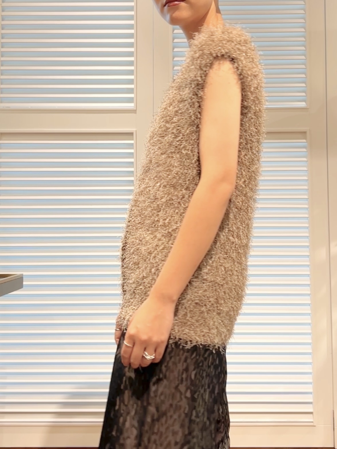 OCHIAIさんの「DRESSTERIOR｜フェザーヤーン2WAYニットプルオーバー」を使ったコーディネート