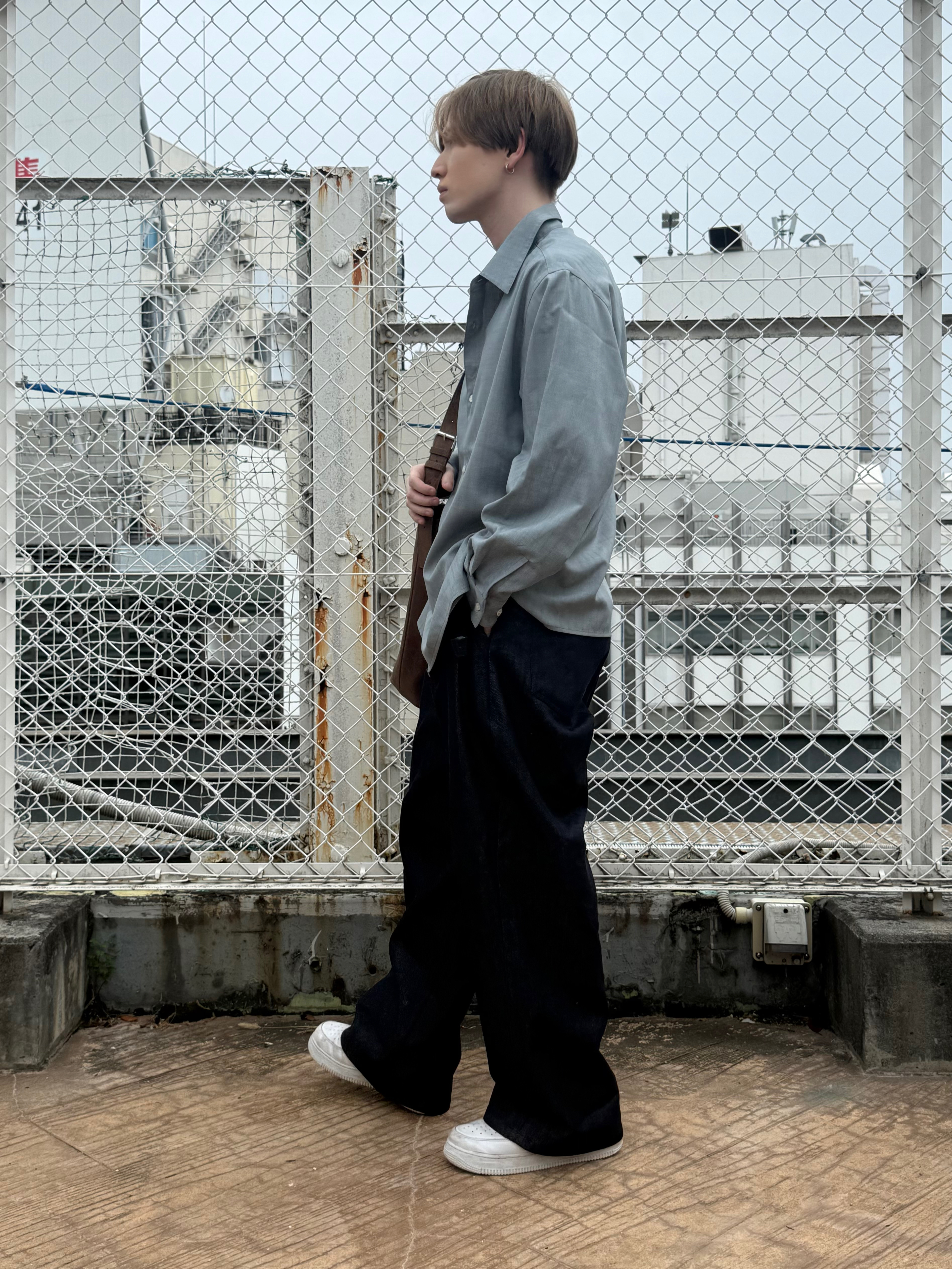 カネダさんの「tk.TAKEO KIKUCHI｜【色褪せしにくいデニム】Comfy Fadeless Denim Seriesバレルデニム」を使ったコーディネート