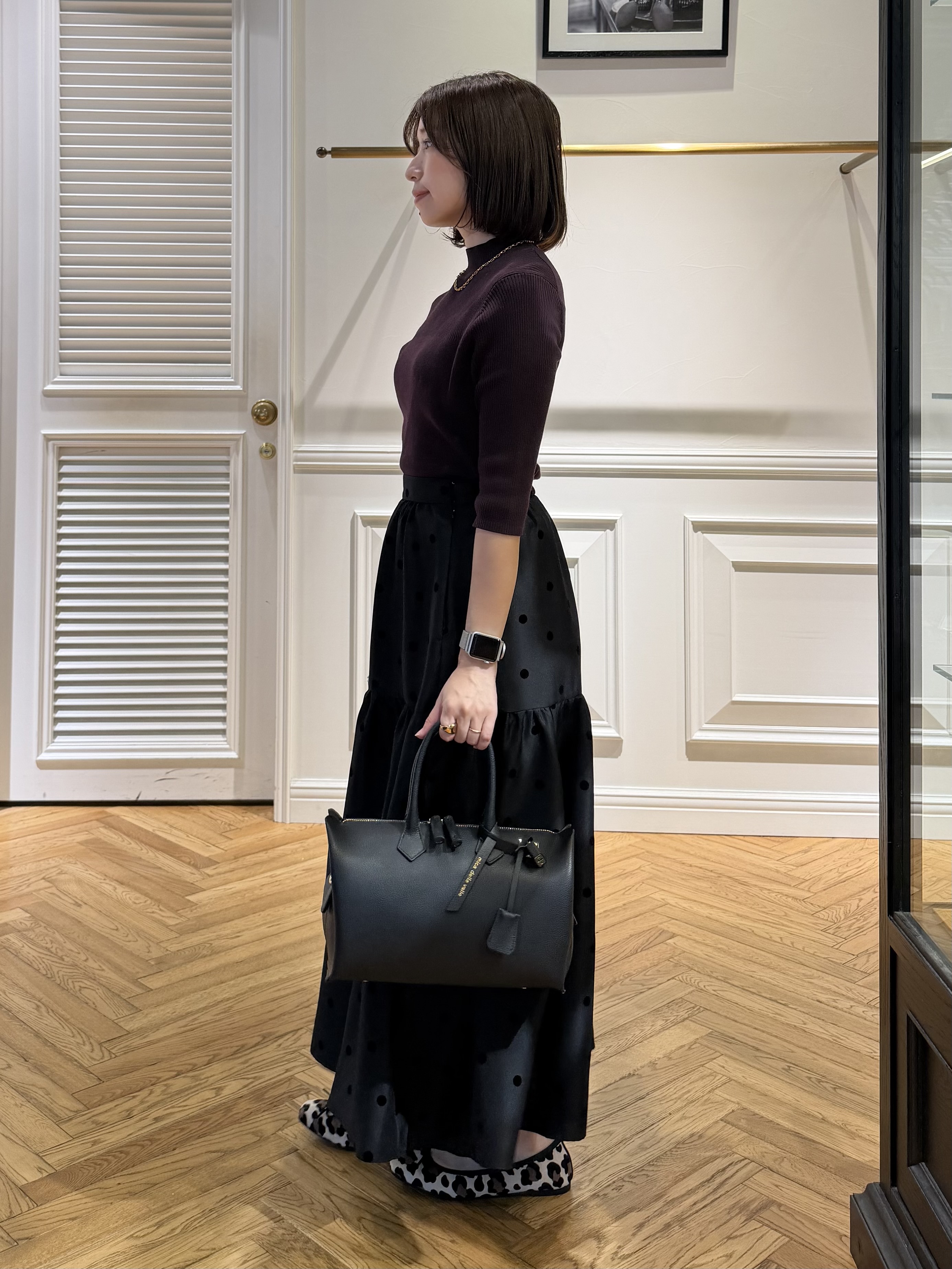 つじ まこさんの「DRESSTERIOR｜フロッキードットスカート」を使ったコーディネート