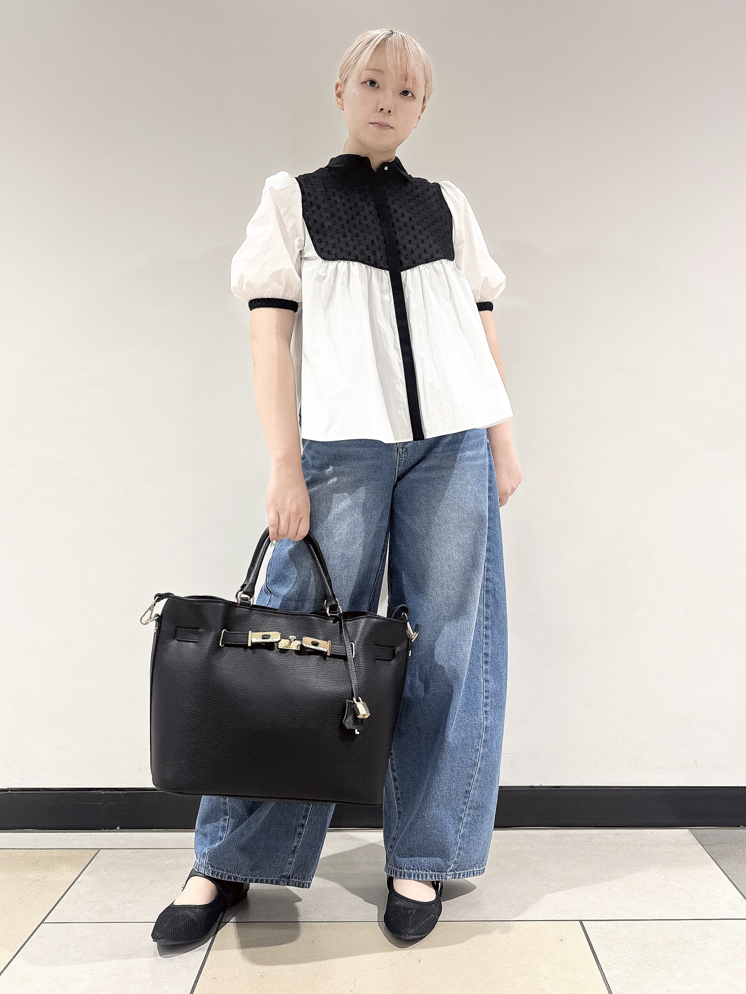 なかもとあきさんの「DRESSTERIOR｜【着映え】パフスリーブ ブザムブラウス」を使ったコーディネート
