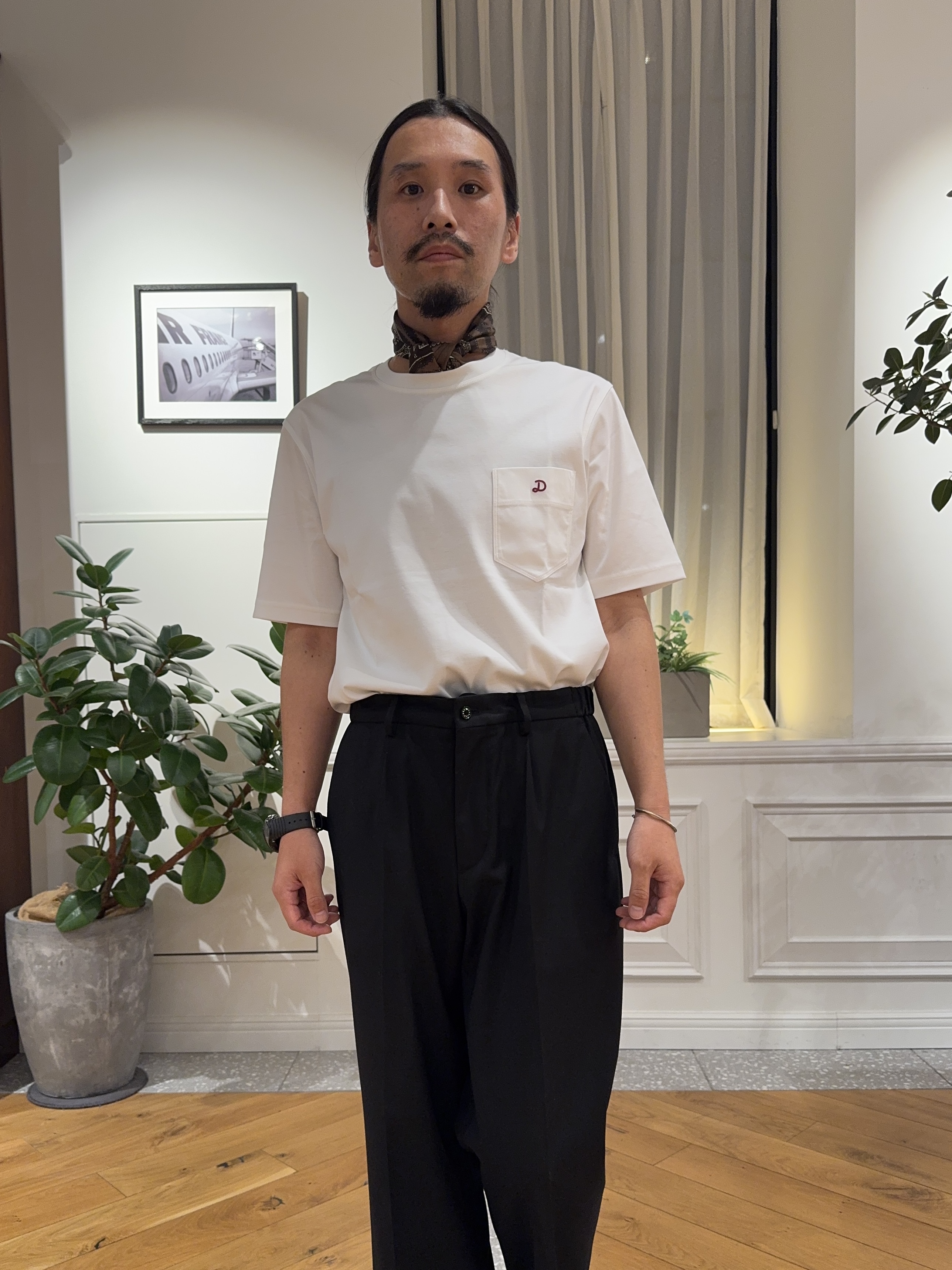 kawarataniさんの「DRESSTERIOR｜【接触冷感／抗菌防臭／消臭】ICE CLEAR COTTON ポケットTシャツ」を使ったコーディネート