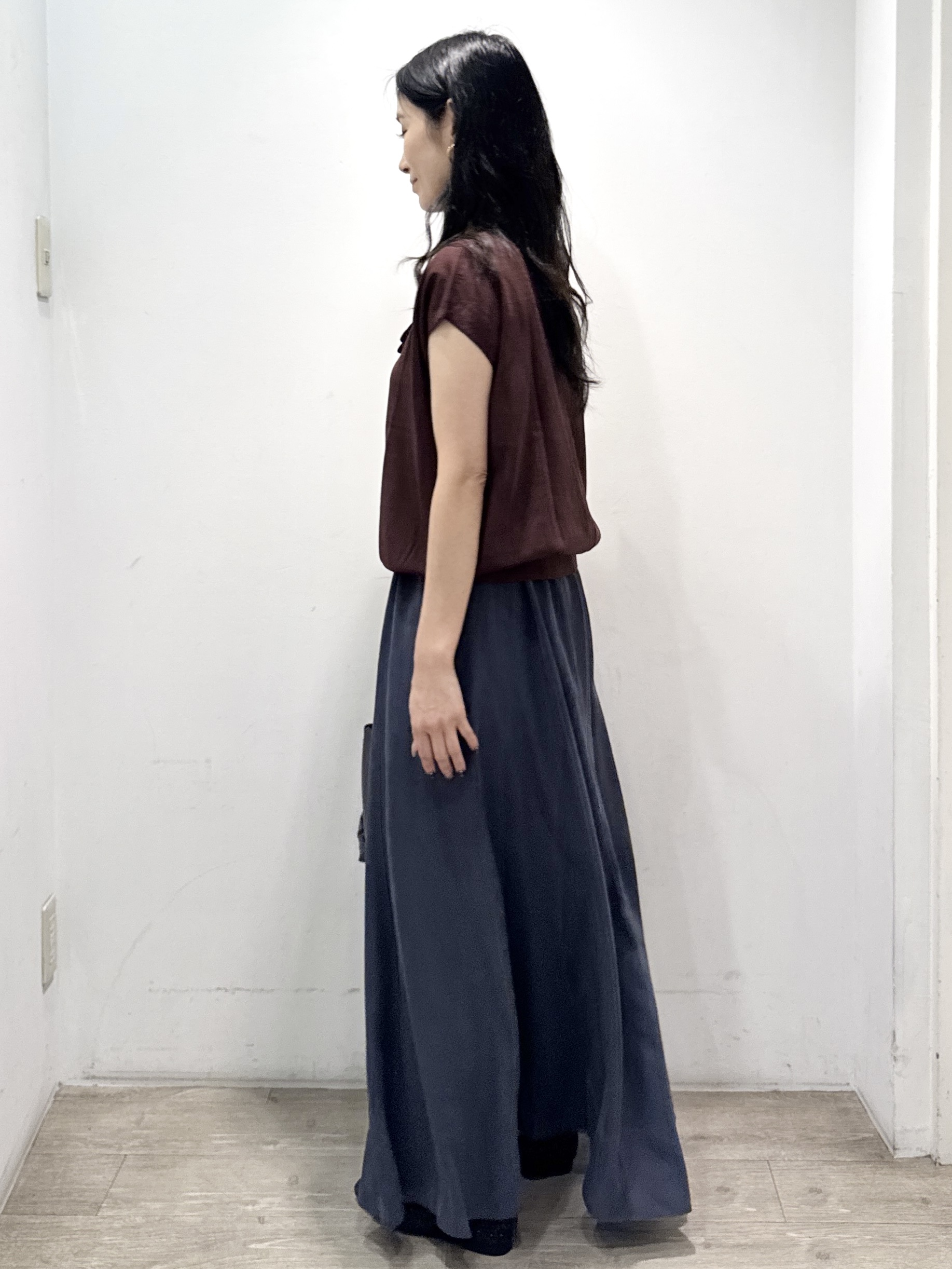 yuicciさんの「OPAQUE.CLIP｜【接触冷感／UV】フリルフレンチスリーブニット《洗濯機OK》」を使ったコーディネート