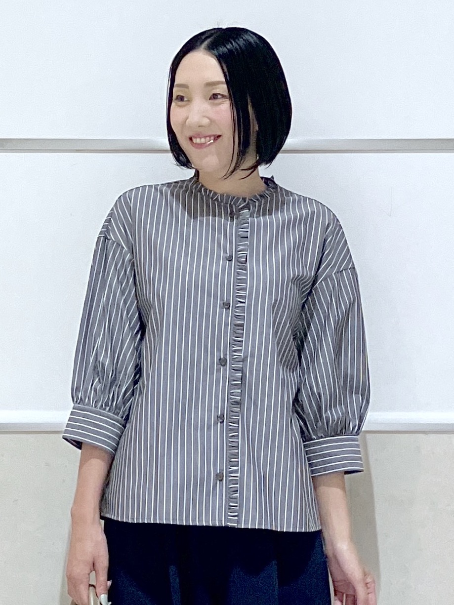 eriko さんの「Dessin｜【UVカット】ストライプフリルブラウス6分袖」を使ったコーディネート
