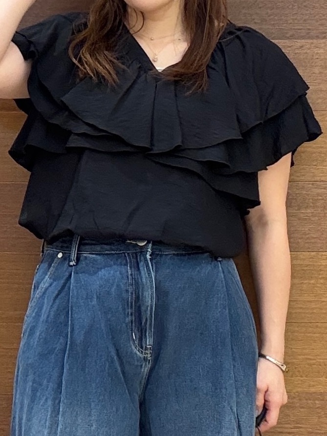 maichiさんの「OPAQUE.CLIP｜【接触冷感／UVケア】ハートネックレースレイヤードトップス《洗濯機OK／6col》」を使ったコーディネート