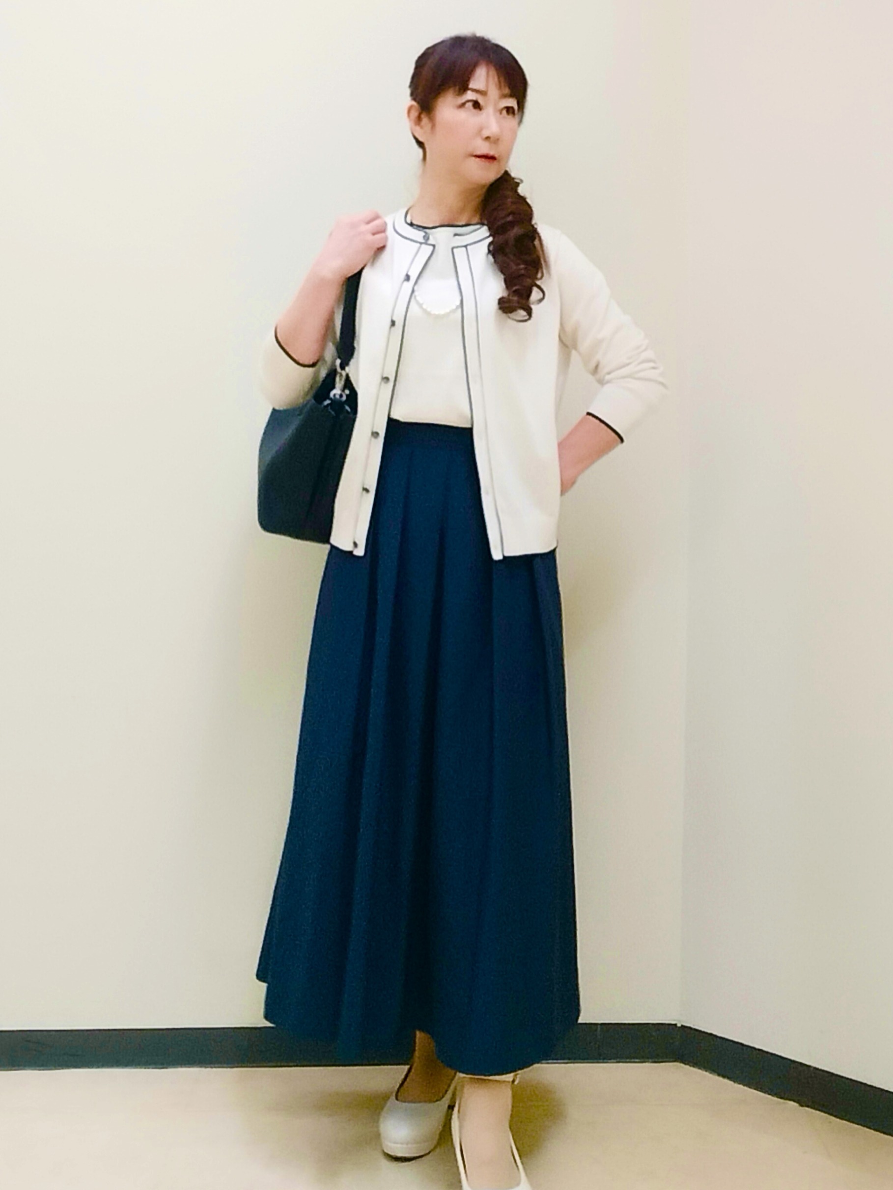 花さんの「Reflect｜【UVカット／アンサンブル／手洗い可】バイカラーニットプルオーバー」を使ったコーディネート