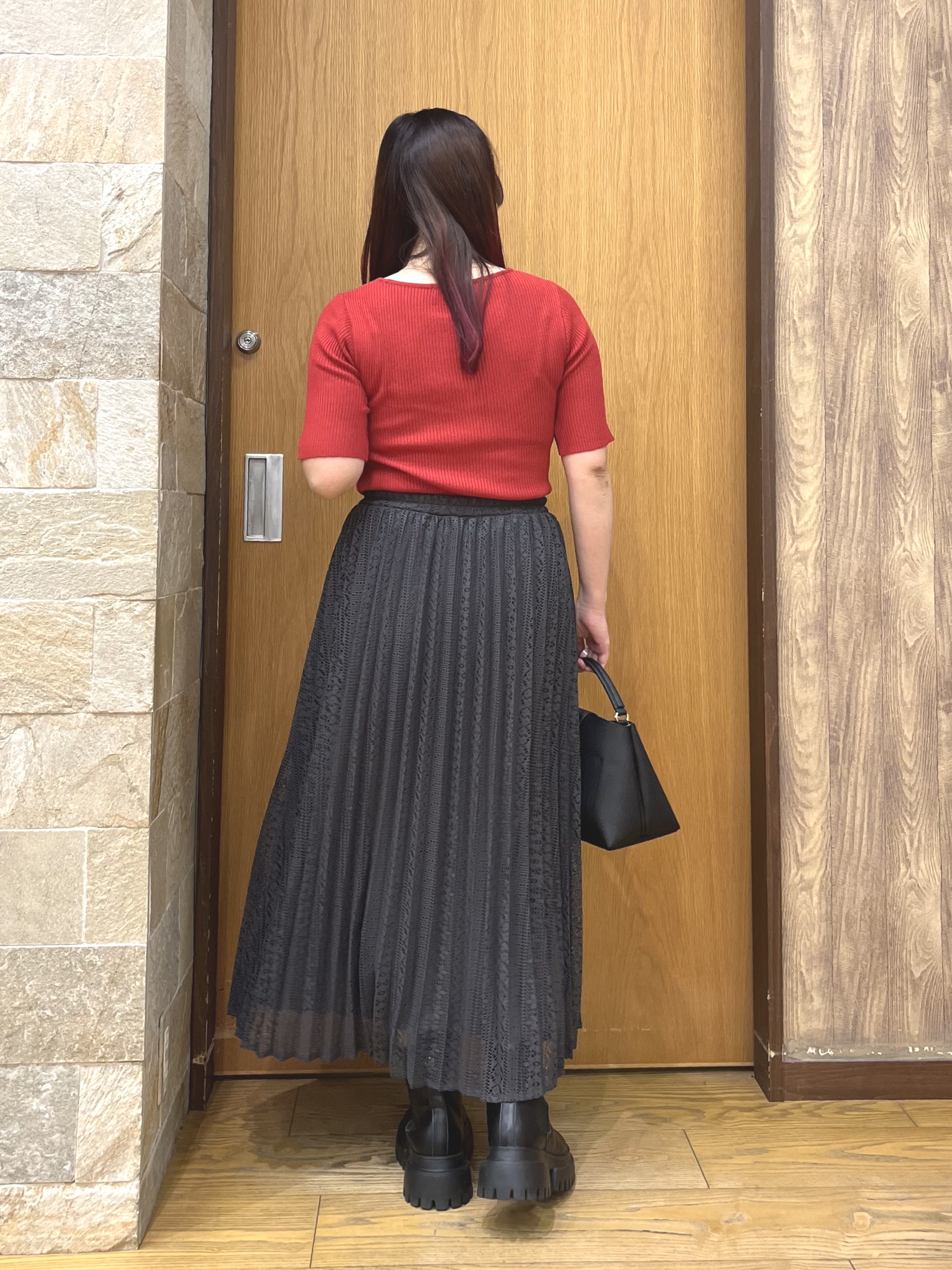 ゆっきーさんの「SHOO･LA･RUE｜【毛玉になりにくい/洗濯機可/S-LL】大人上品な 5分袖スクエアトップス」を使ったコーディネート