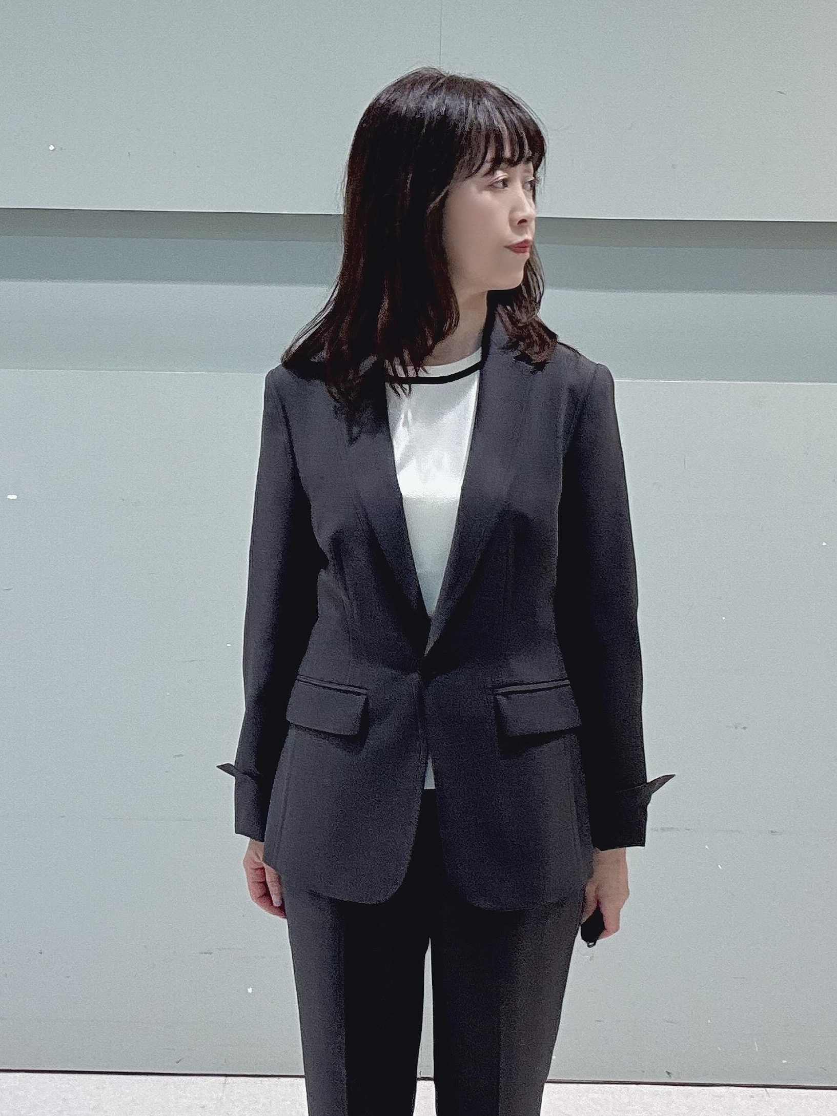 makiさんの「UNTITLED｜【セットアップ可/UV/接触冷感】エアリーテーラードジャケット」を使ったコーディネート