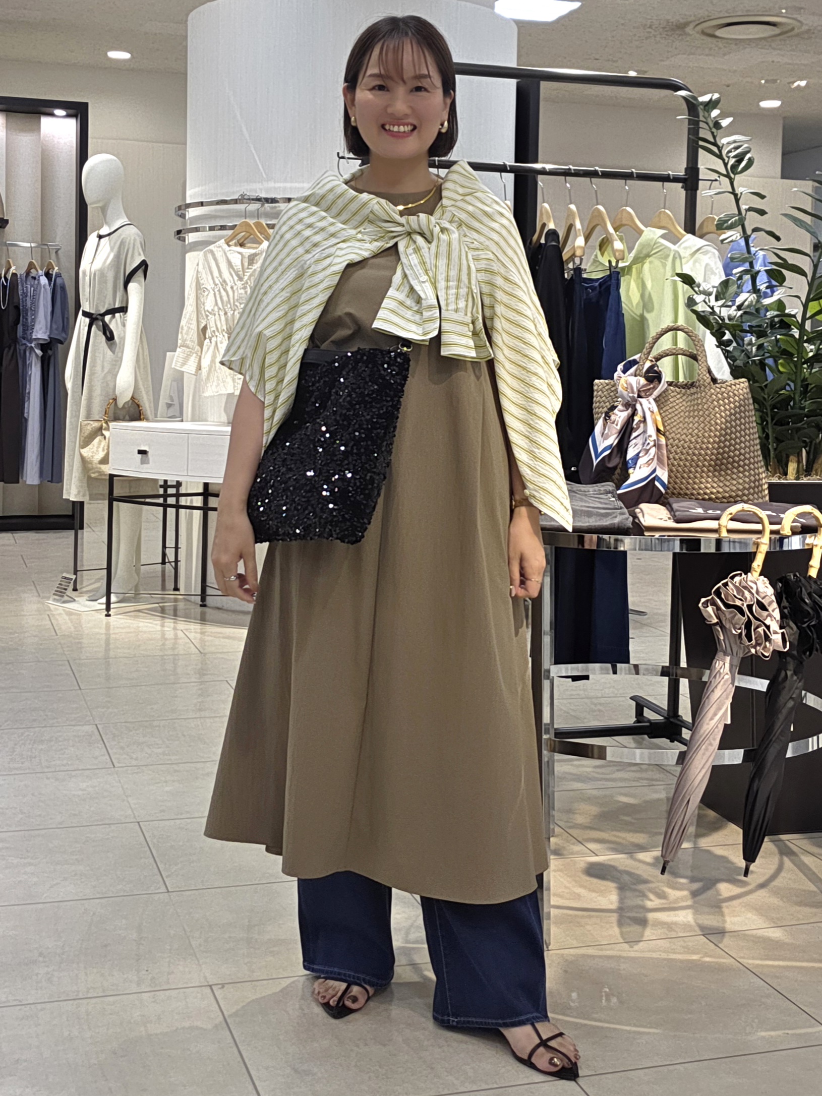 naokoさんの「UNTITLED｜ストライプシャツ」を使ったコーディネート