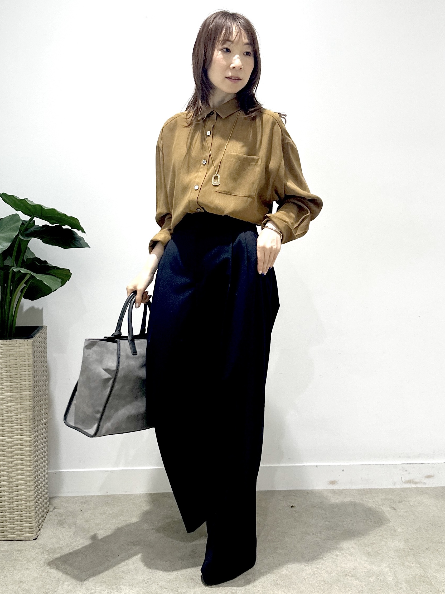 Miwaさんの「UNTITLED｜ウーステッドワイドシルエットパンツ」を使ったコーディネート