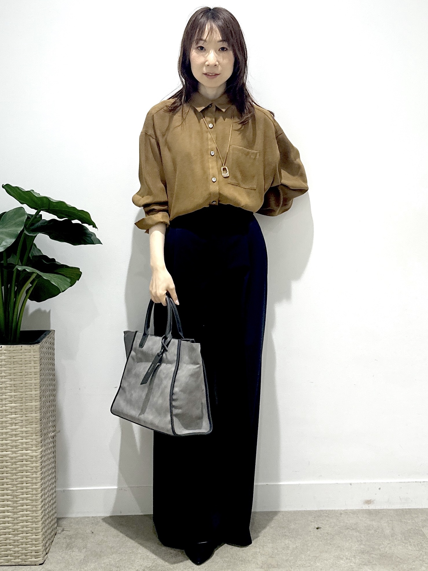 Miwaさんの「UNTITLED｜ウーステッドワイドシルエットパンツ」を使ったコーディネート