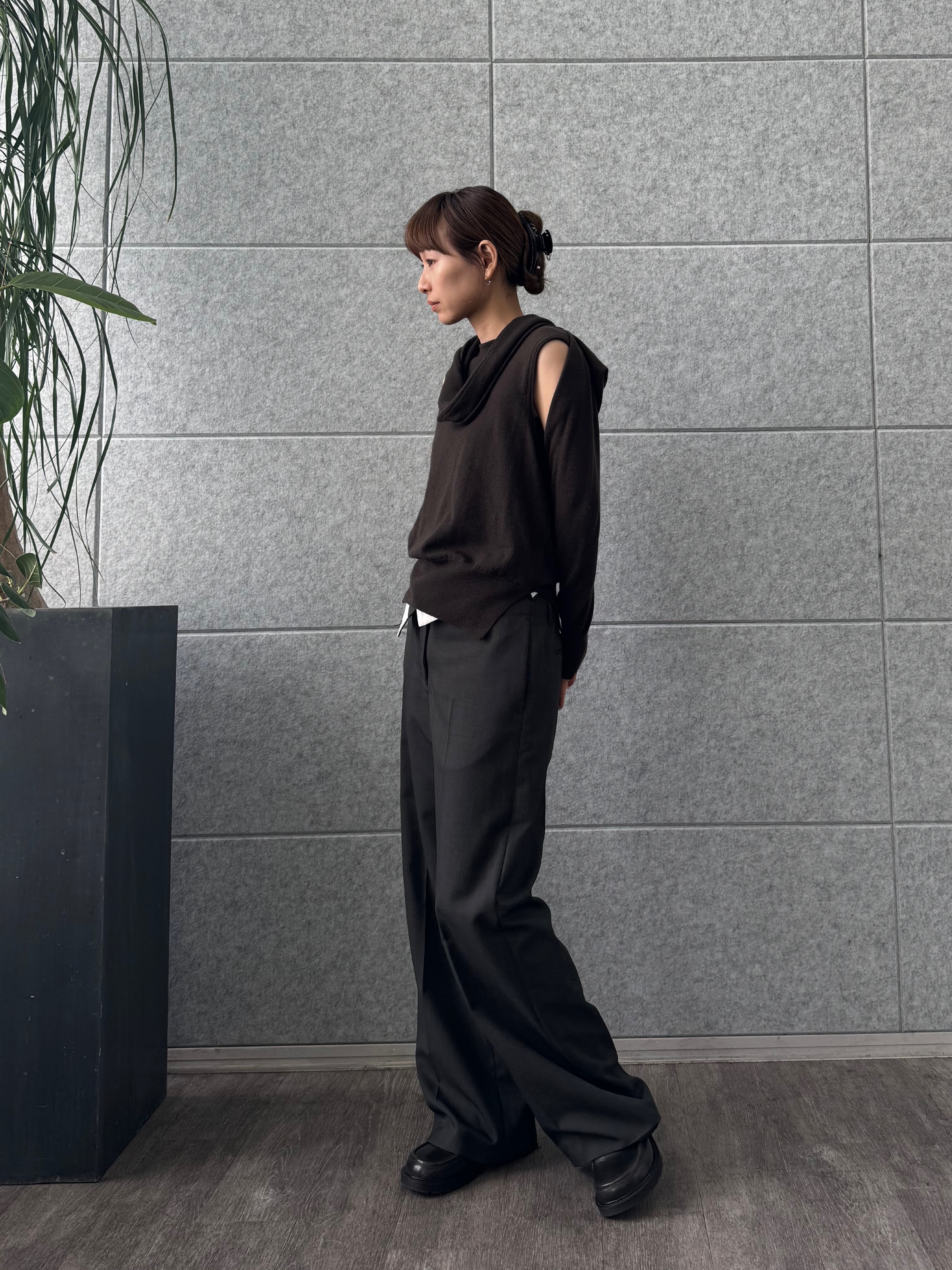 designer yukaさんの「CODE A｜SYSTEM｜CONVERTIBLE－SLEEVE WOOL KNIT TOP」を使ったコーディネート