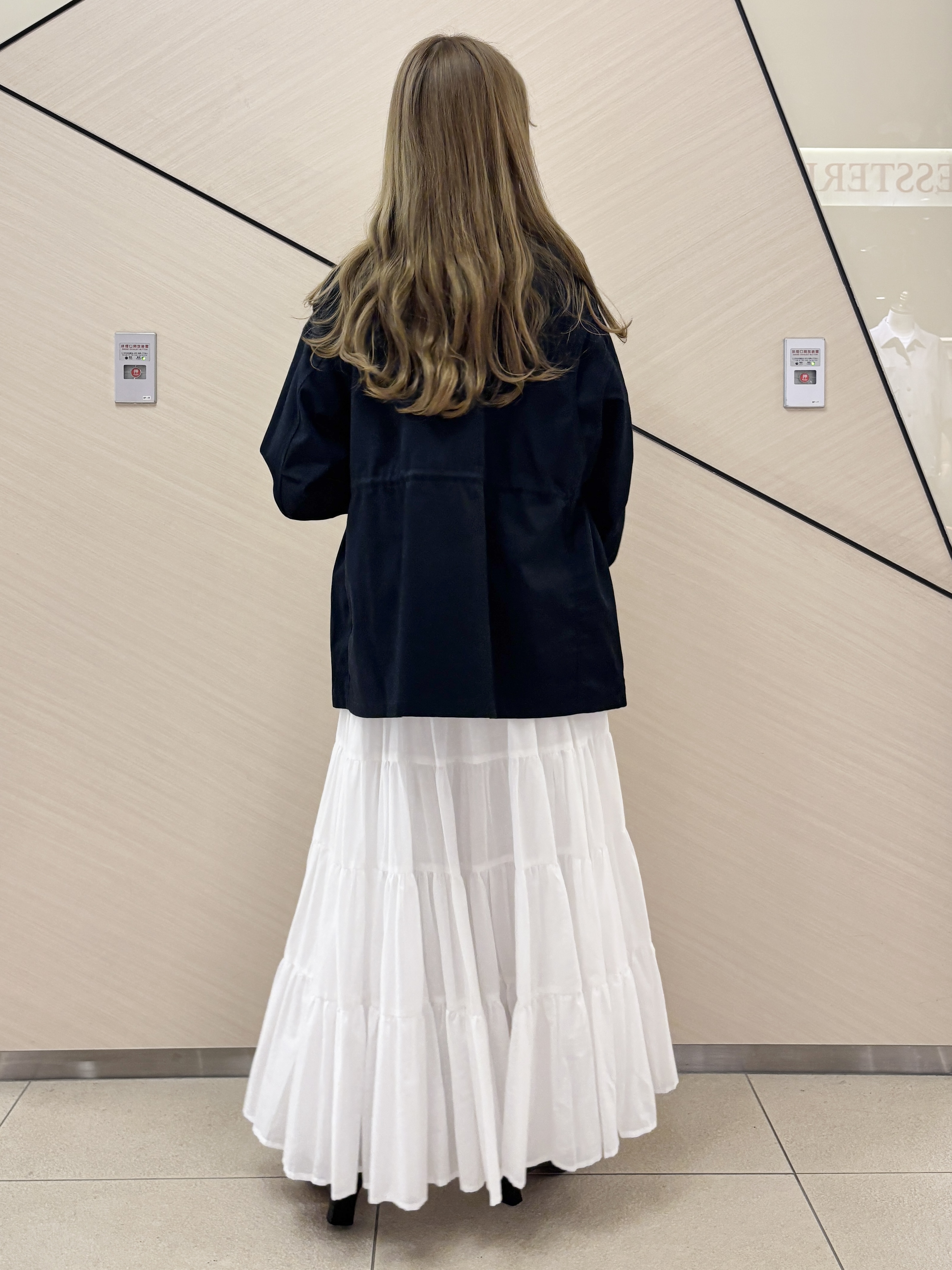 清水夏姫さんの「DRESSTERIOR｜【再入荷】コットンボイルティアードスカート」を使ったコーディネート