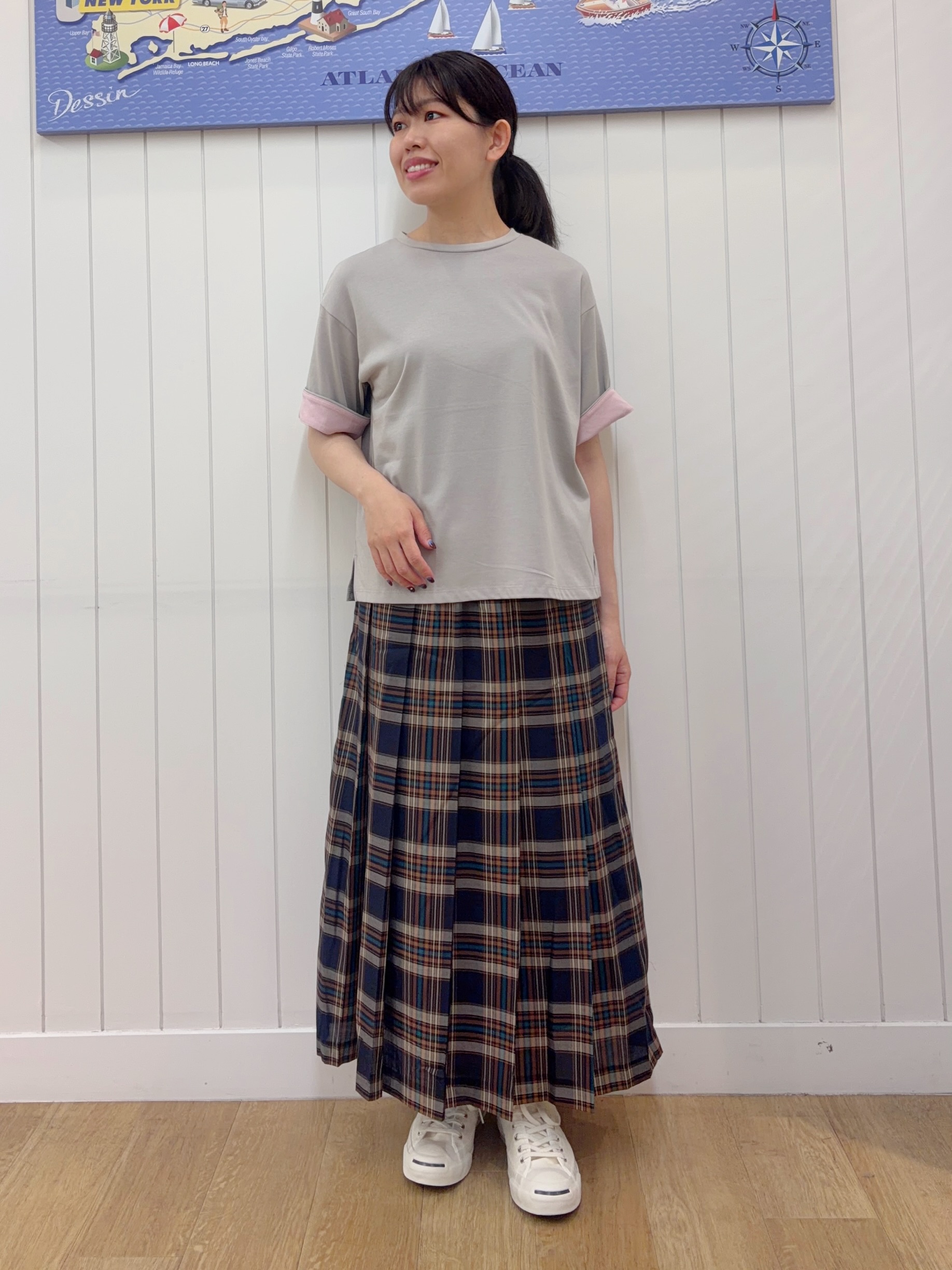 Mayaさんの「Dessin｜【汗シミ防止/UVカット】配色スリーブ 五分袖プルオーバー」を使ったコーディネート