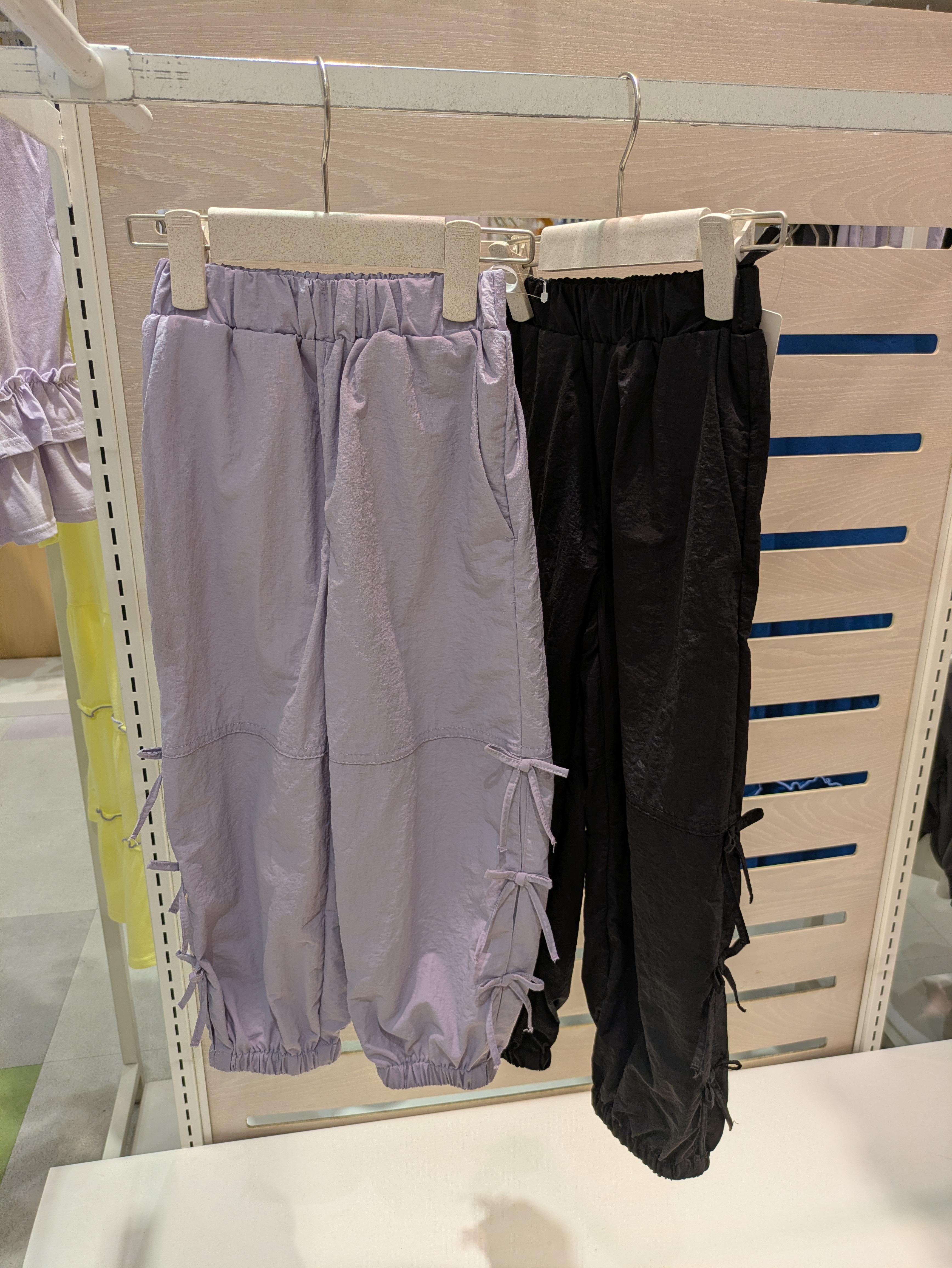 𝐂𝐡𝐢𝐢 &hearts;(ちー)さんの「SHOO･LA･RUE｜【110-150cm】メッシュデザインTシャツ」を使ったコーディネート