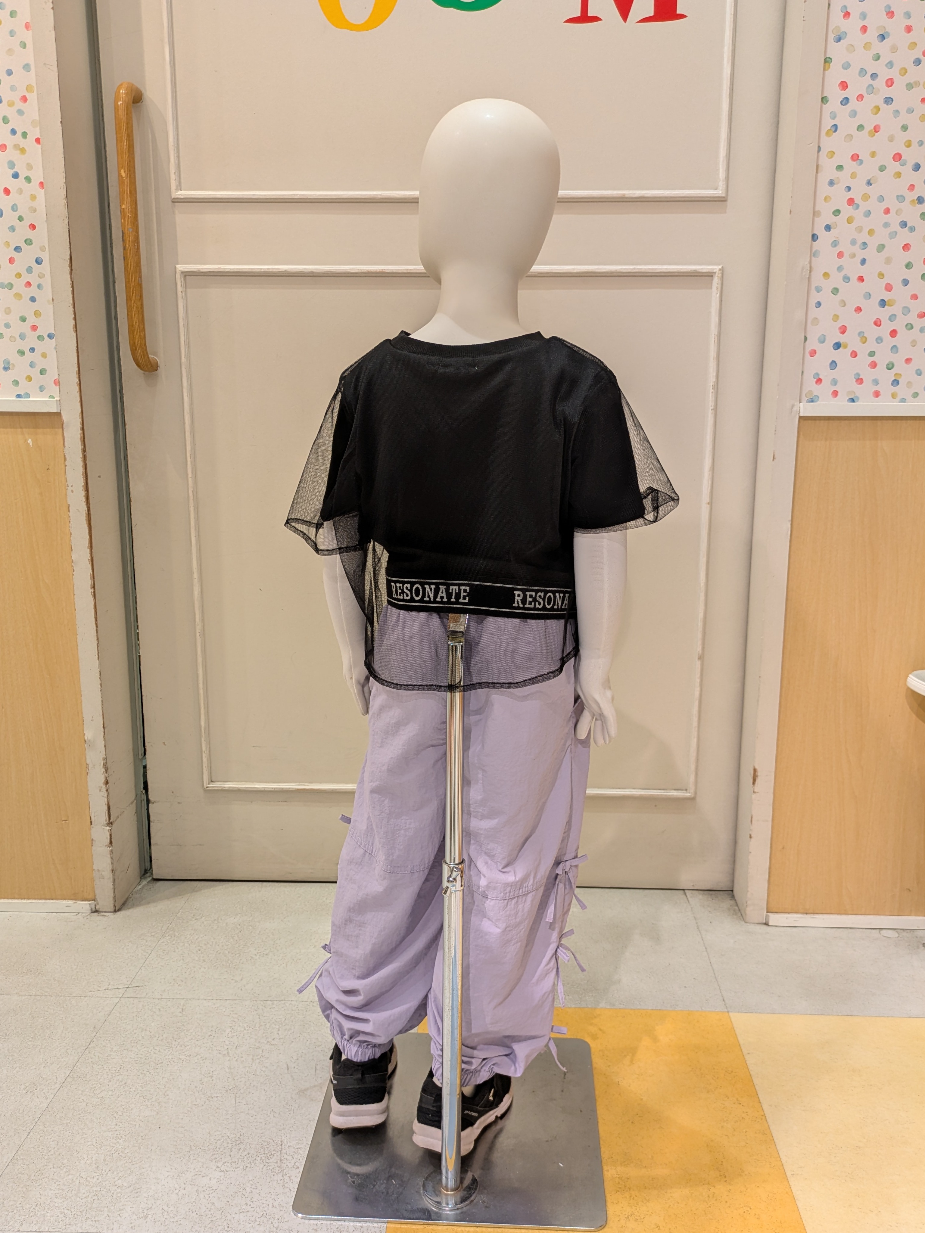 𝐂𝐡𝐢𝐢 &hearts;(ちー)さんの「SHOO･LA･RUE｜【110-150cm】メッシュデザインTシャツ」を使ったコーディネート