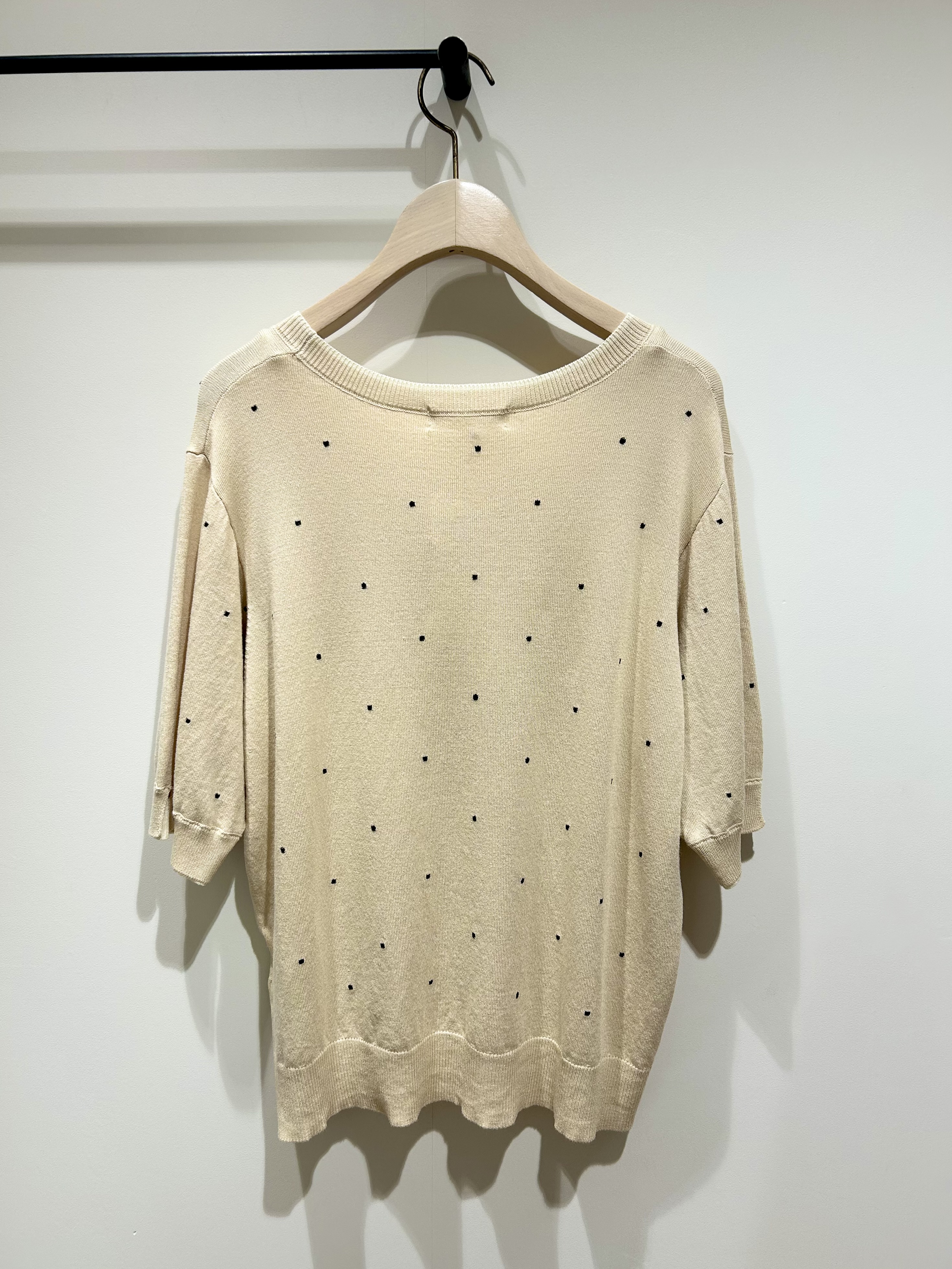 shihoさんの「grove｜【1枚で着映え】ドット刺しゅうニットプルオーバー」を使ったコーディネート