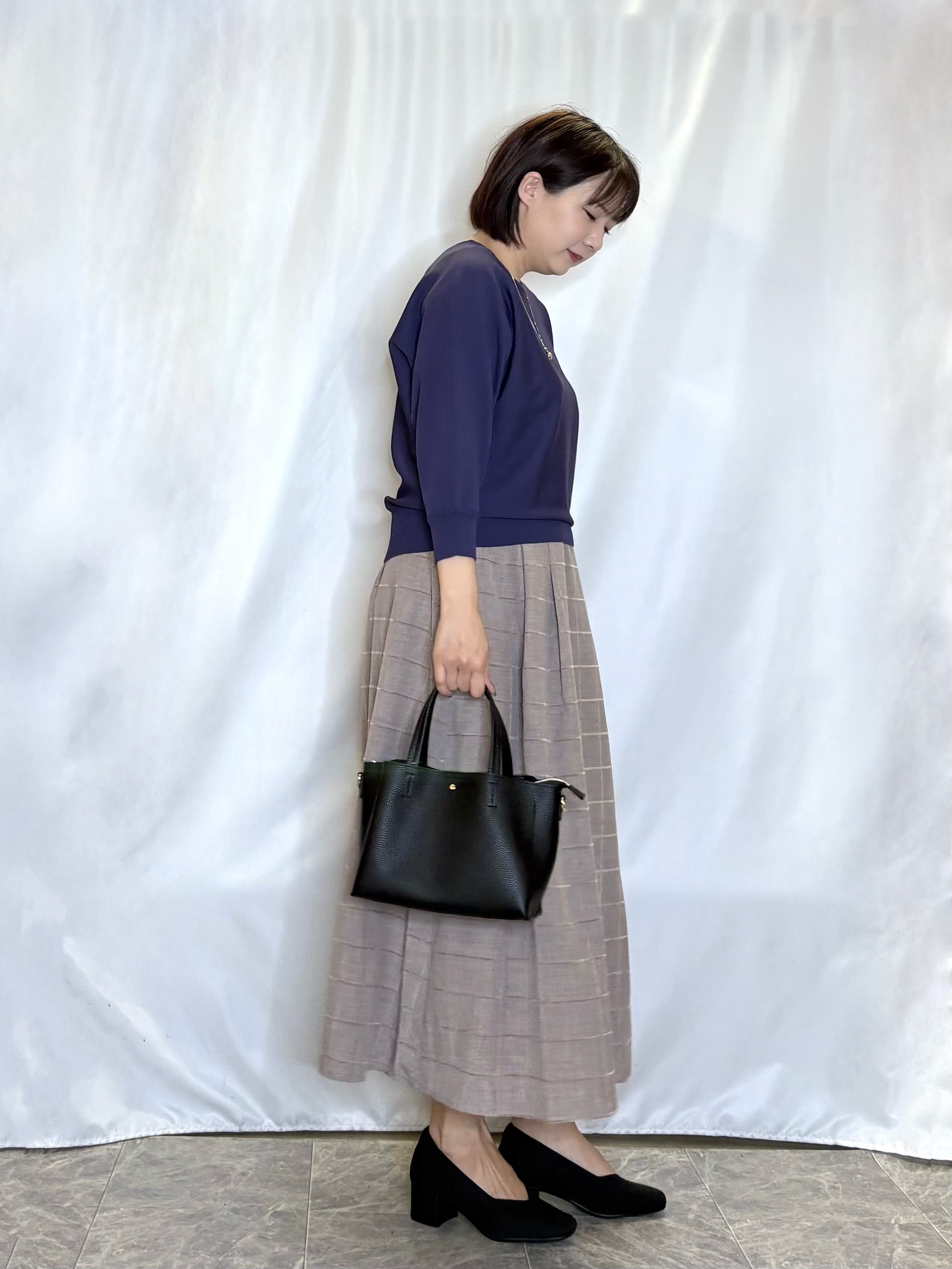 ネリさんの「SHOO･LA･RUE｜【洗濯機可】軽やかでさらっとしたタッチ すっきり見えドルマンニット」を使ったコーディネート