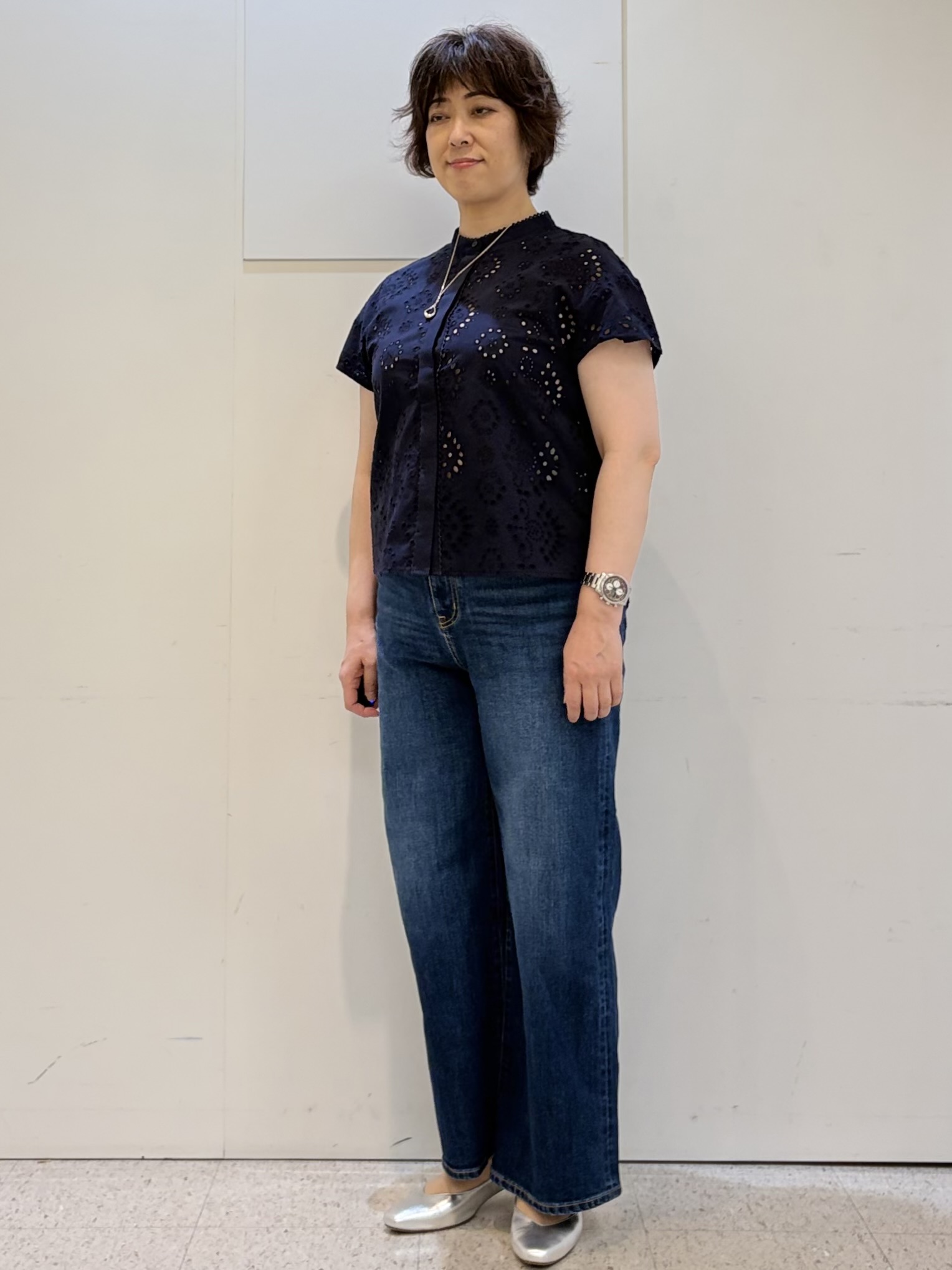 ヤスコさんの「Reflect｜【通勤◎】カットワーク刺繍レース シャツブラウス」を使ったコーディネート