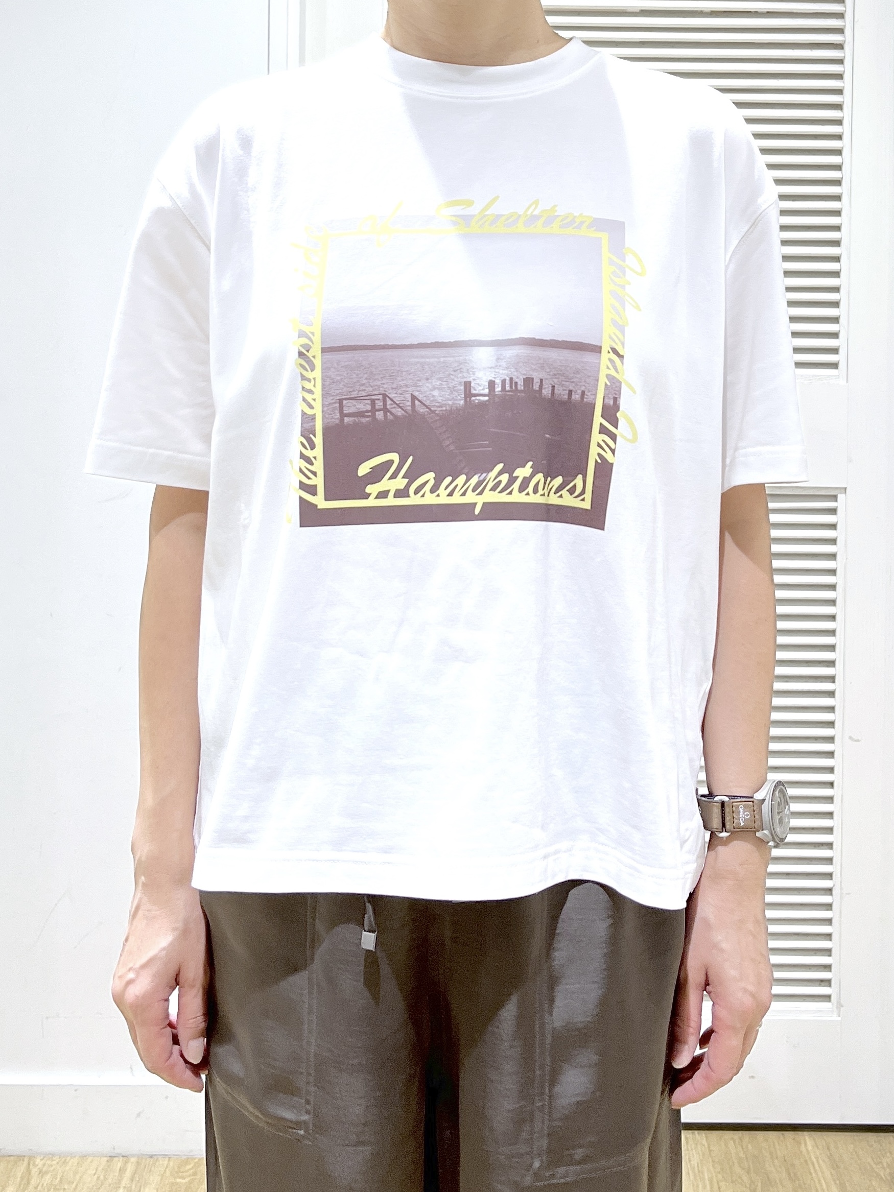 Miyazakiさんの「Dessin｜グラフィックデザイン Tシャツ」を使ったコーディネート