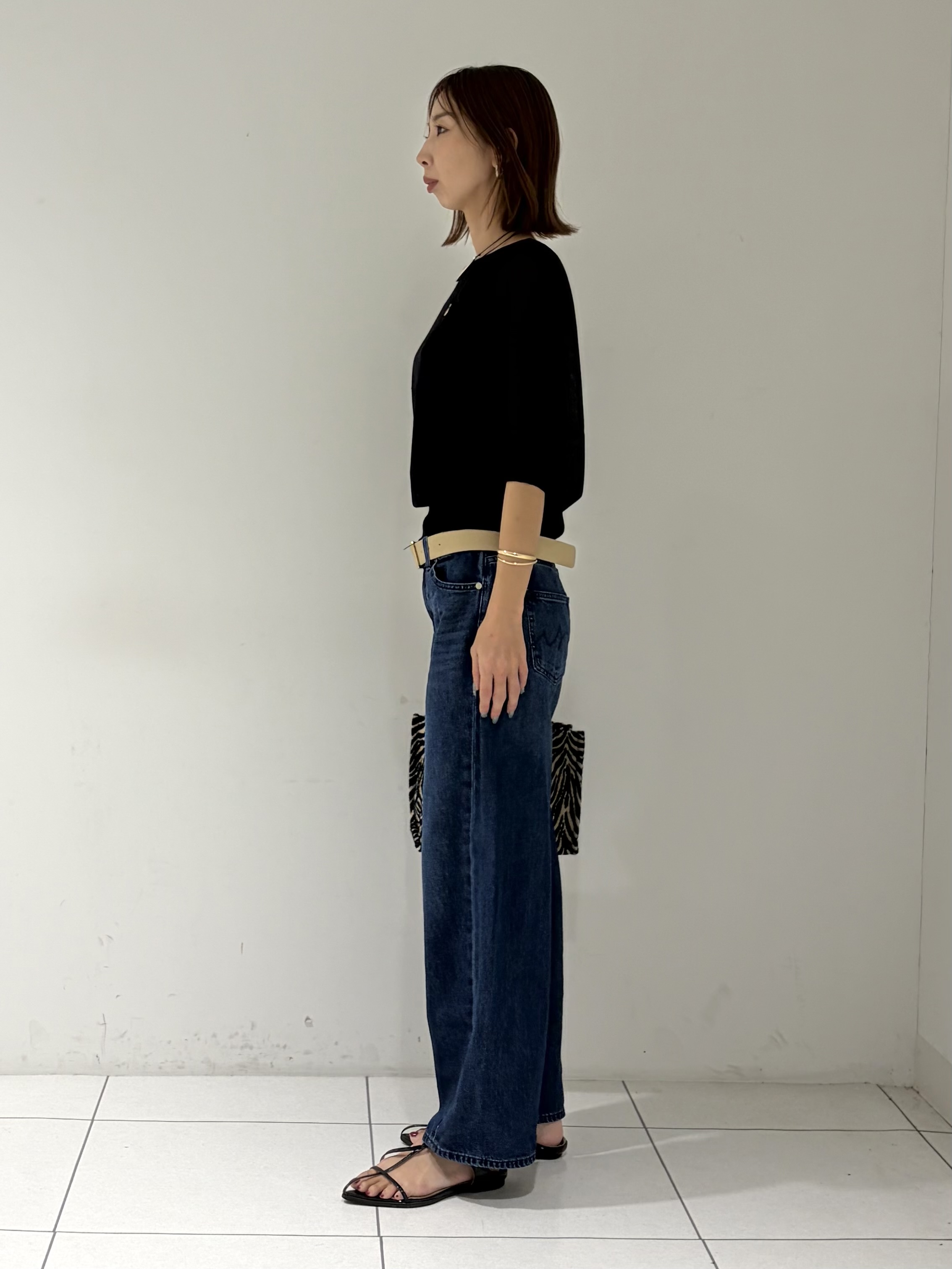 shioriさんの「INDIVI｜【体型カバー／洗える】シアードルマンニット」を使ったコーディネート