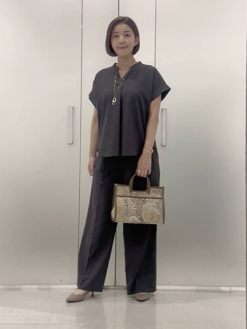 まどかさんの「UNTITLED｜【セットアップ可/通気性/UVカット】エアリークールブラウス」を使ったコーディネート