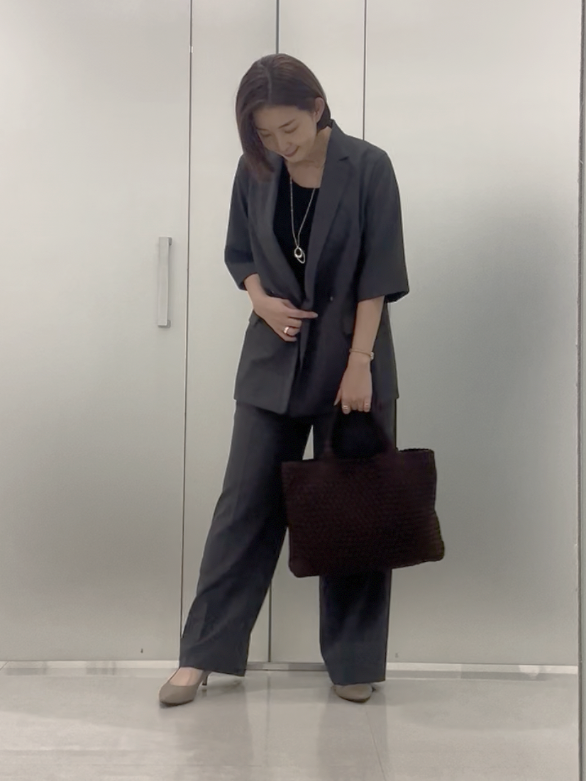 まどかさんの「UNTITLED｜【セットアップ可/UVカット/通気性】エアリークール半袖ジャケット」を使ったコーディネート
