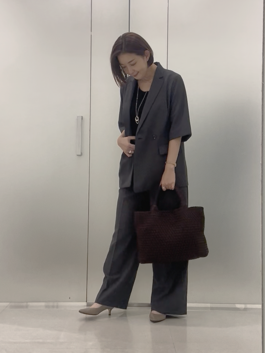 まどかさんの「UNTITLED｜【セットアップ可/UVカット/通気性】エアリークール半袖ジャケット」を使ったコーディネート
