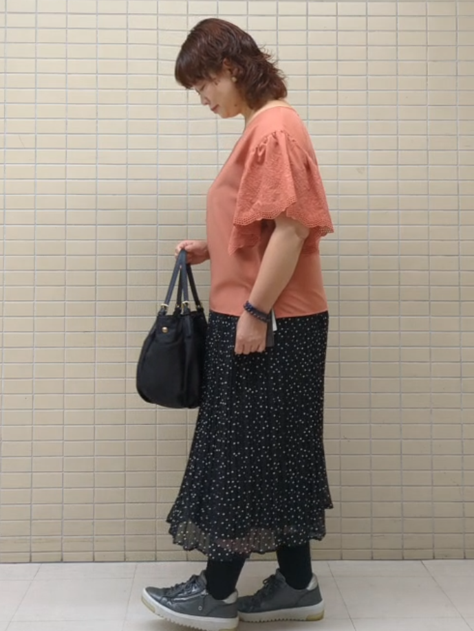 ハム太郎さんの「Reflect｜【通勤◎】スカラップレーススリーブ ブラウス」を使ったコーディネート