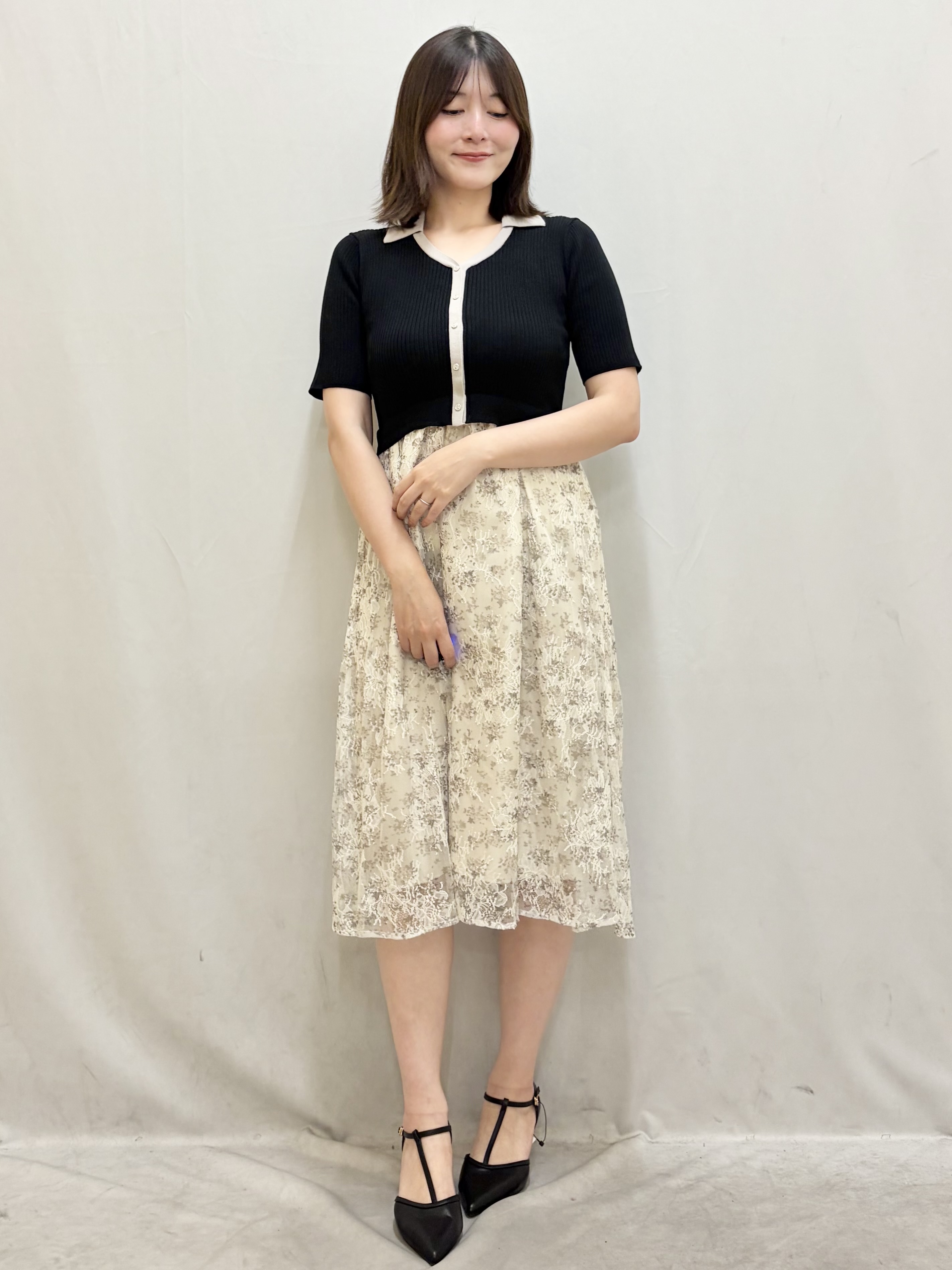 kasumiさんの「index｜花柄ドッキング衿付きワンピース【洗濯機OK】」を使ったコーディネート