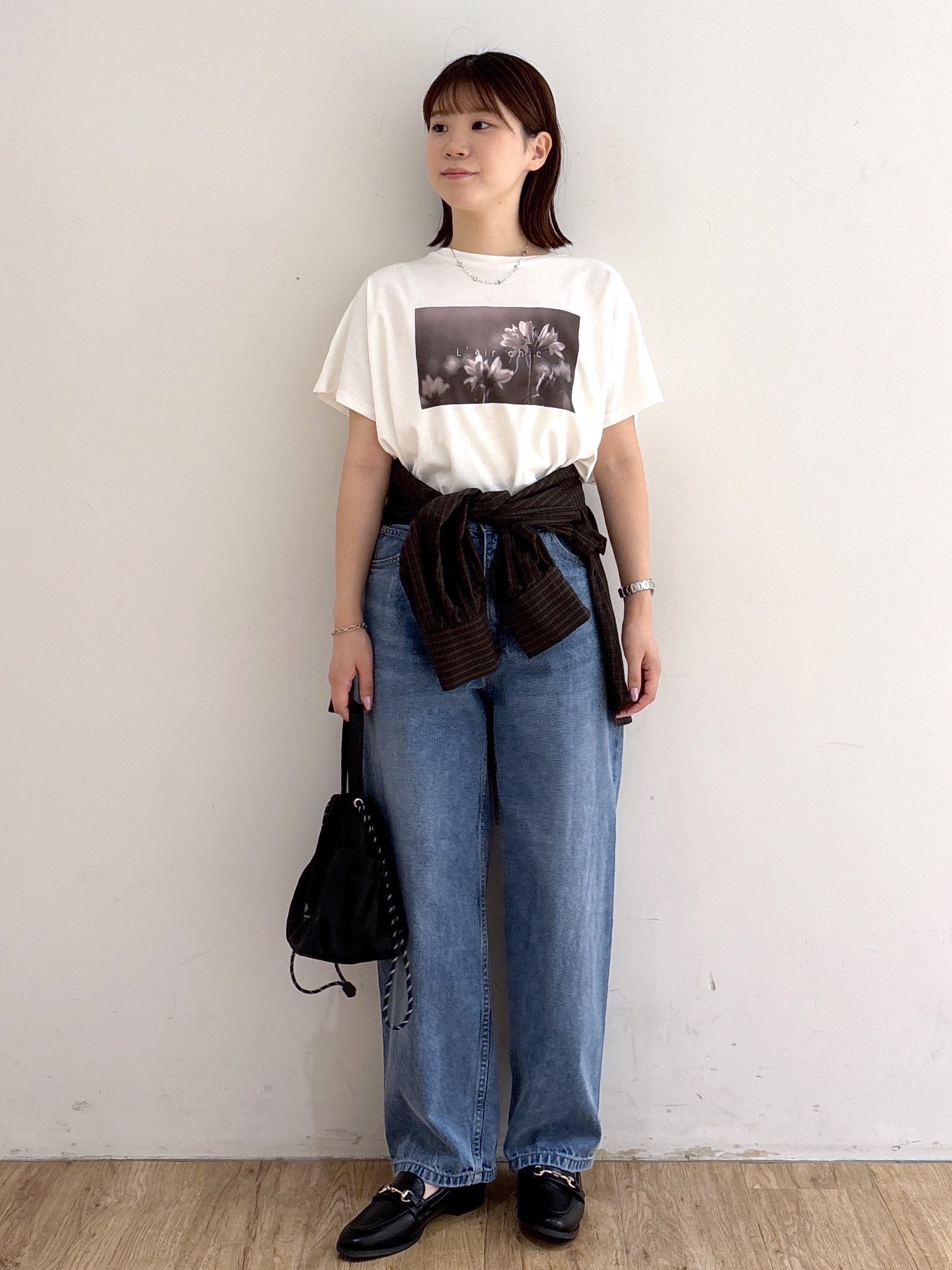 mireiさんの「OPAQUE.CLIP｜フォトプリントTシャツ【洗濯機OK】」を使ったコーディネート
