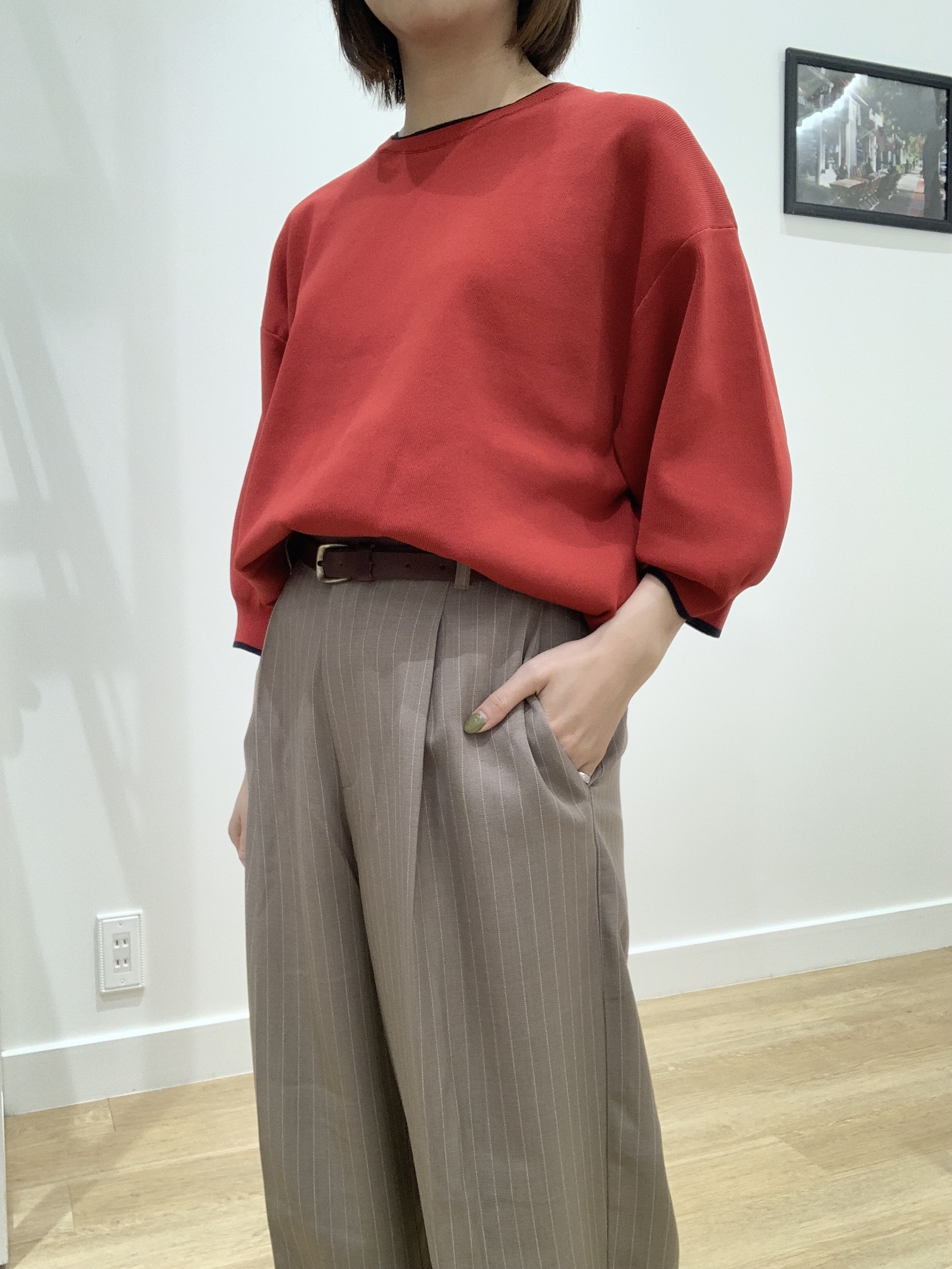IMARIさんの「Dessin｜ピンストライプストレートパンツ」を使ったコーディネート
