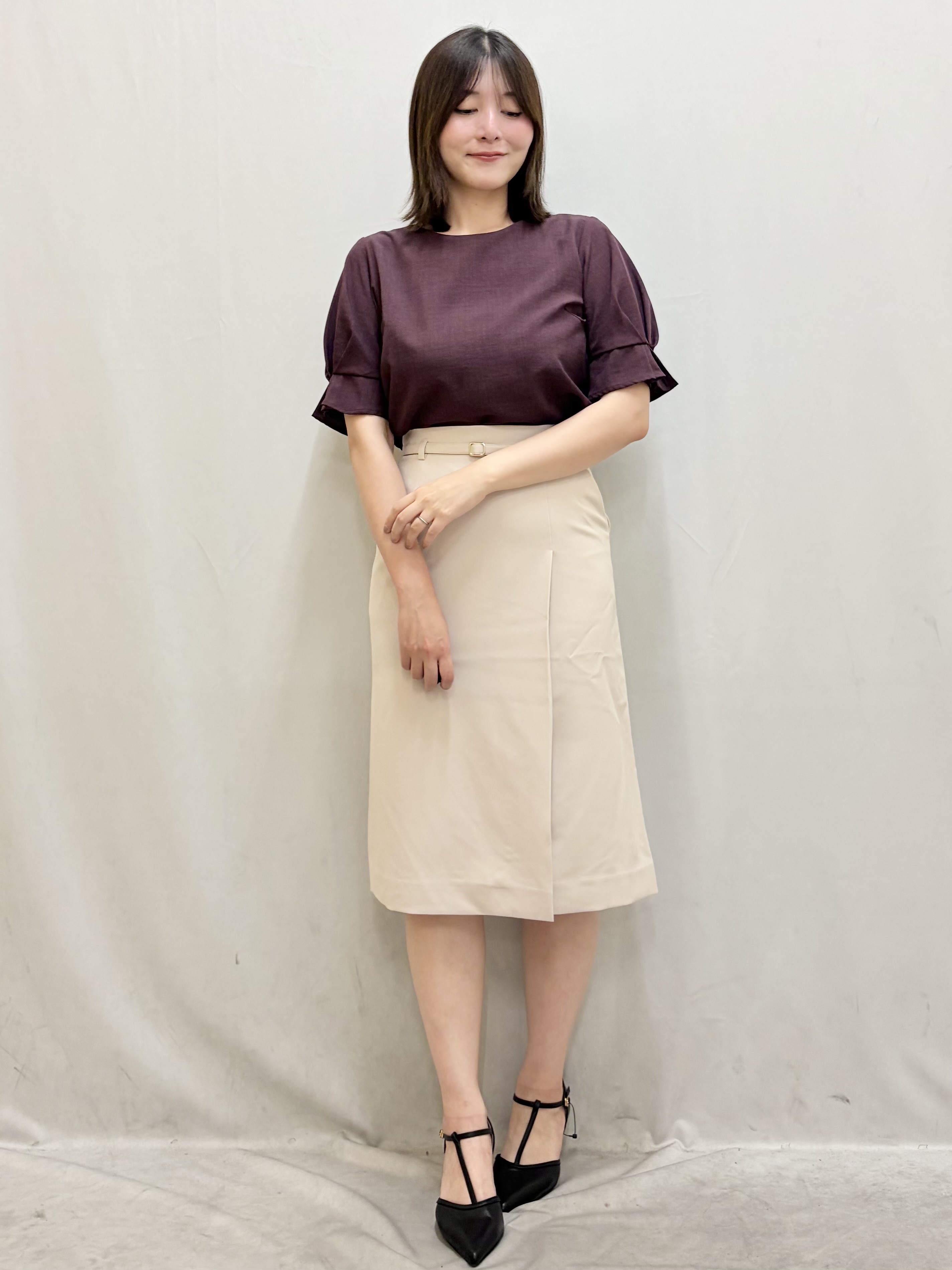 kasumiさんの「index｜【接触冷感／吸水速乾】タックパフスリーブブラウス《防シワ／洗濯機OK／XS～3L／8col》」を使ったコーディネート