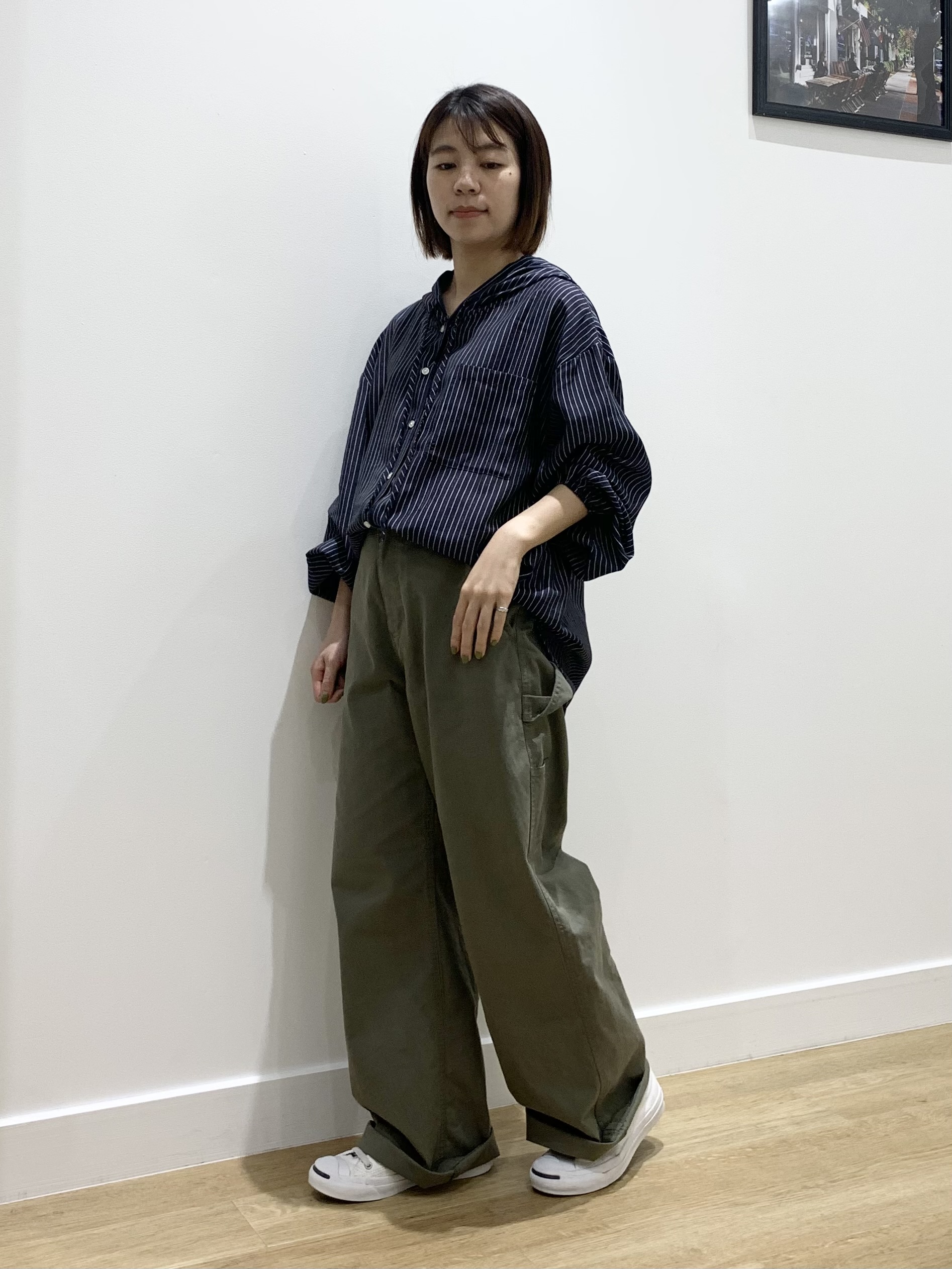 IMARIさんの「Dessin｜ストライプシアーフードシャツ」を使ったコーディネート