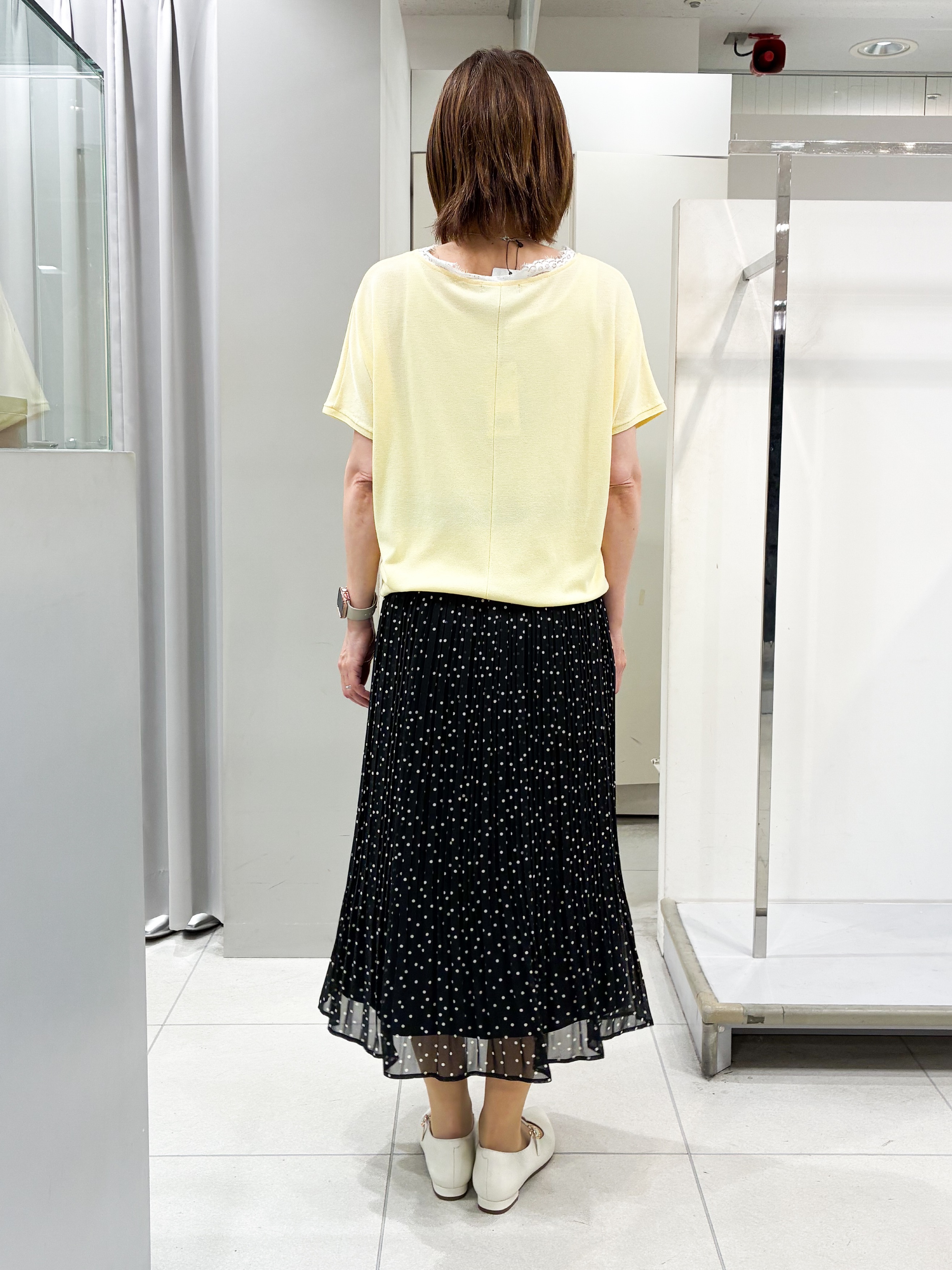 たみちゃんさんの「Reflect｜【二の腕カバー／手洗い可】ネックレース フレンチスリーブニット」を使ったコーディネート