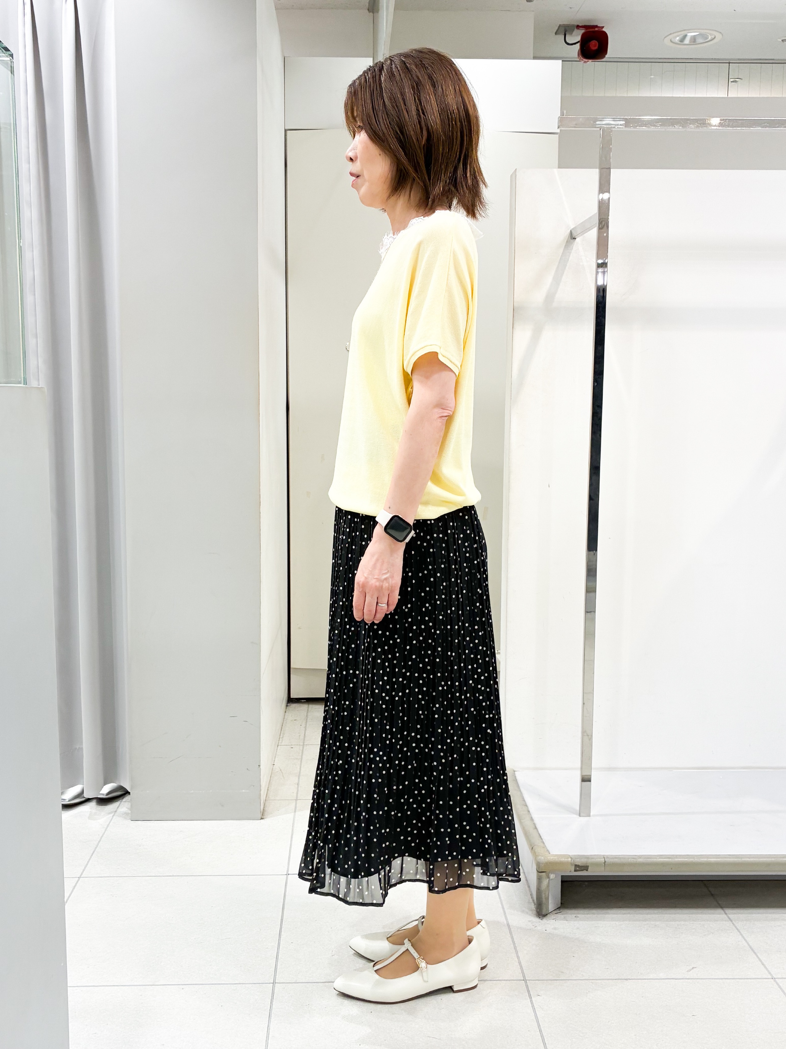 たみちゃんさんの「Reflect｜【二の腕カバー／手洗い可】ネックレース フレンチスリーブニット」を使ったコーディネート