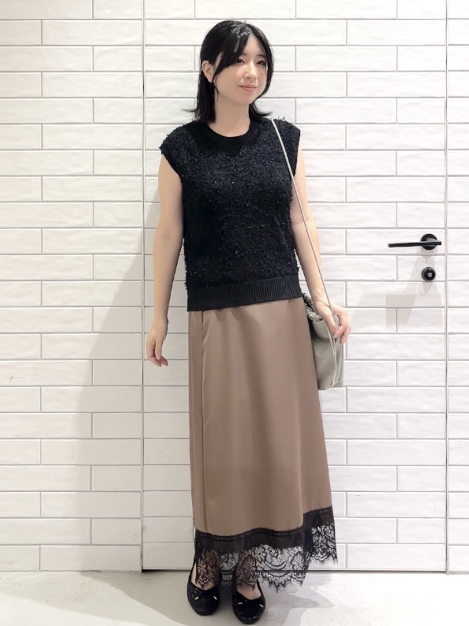 しおりさんの「OPAQUE.CLIP｜ラメテープヤーンニット【洗濯機OK】」を使ったコーディネート