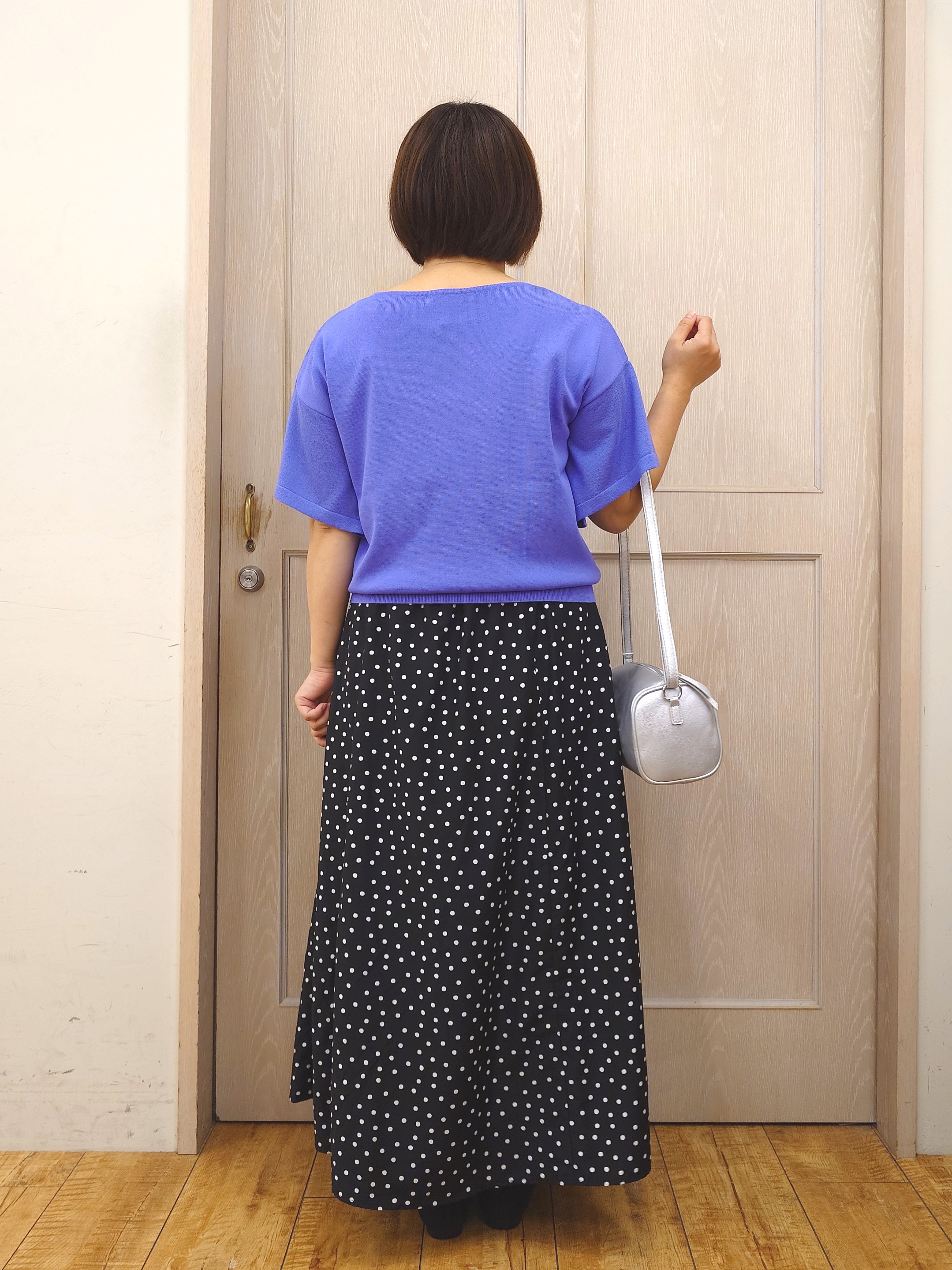 とろろさんの「SHOO･LA･RUE｜【S-LL/ひんやり/洗濯機可】インせず着られる ひらり袖ニット」を使ったコーディネート