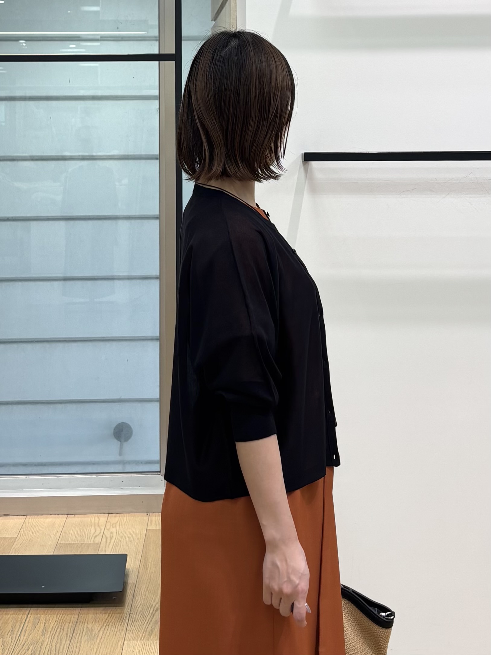 asamiさんの「INDIVI｜【華奢見え】ベルト付きナローワンピース」を使ったコーディネート